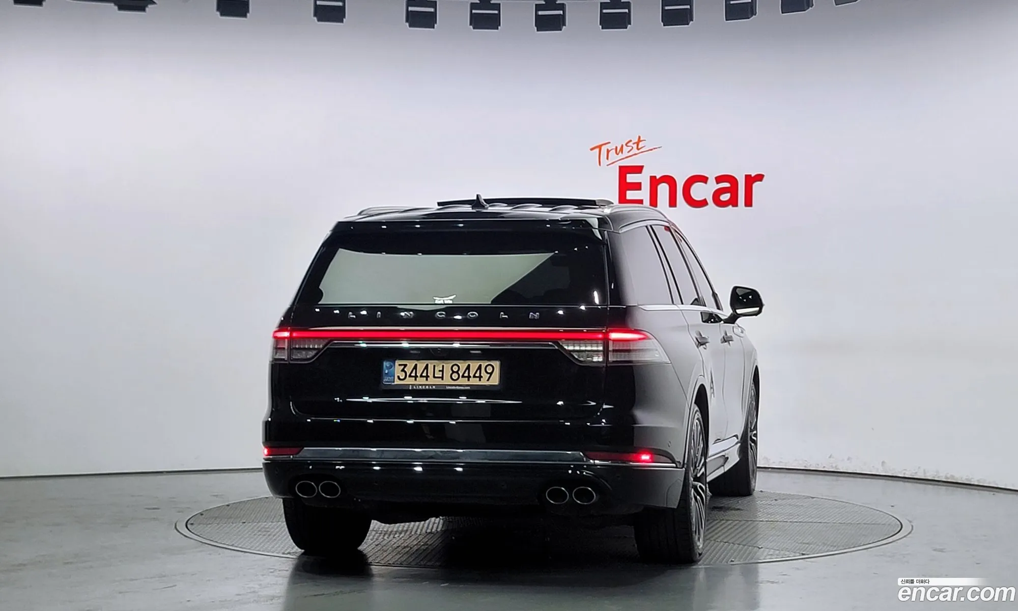 Lincoln Aviator Ii 30 Black Label Awd 2022 - фотография 3500196