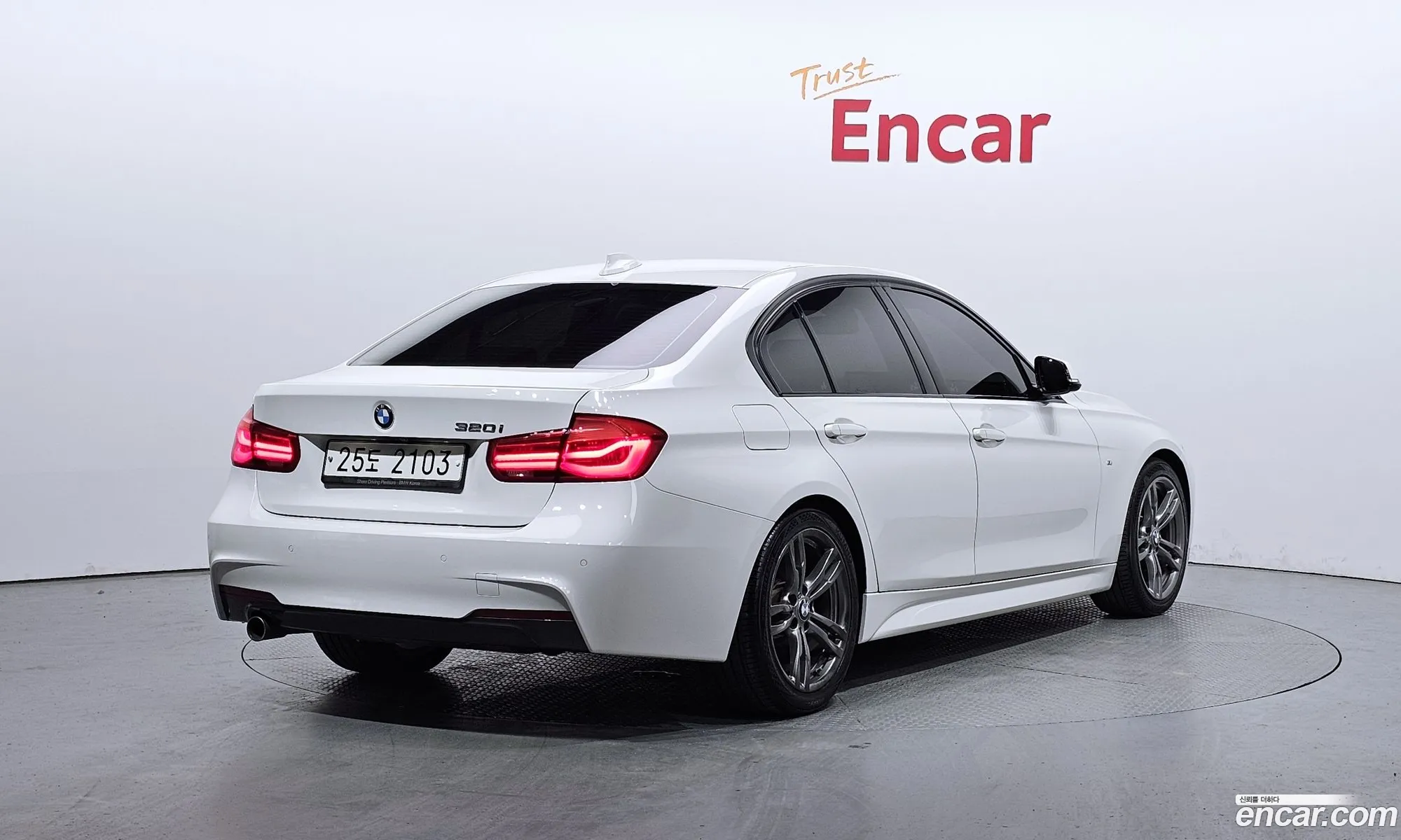 BMW 3Er 320I M Sports 2018 - фотография 16498255