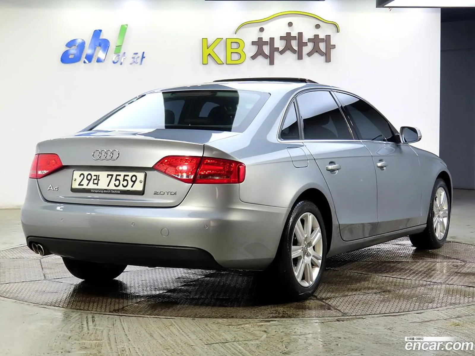 Audi A4 Iv B8 20 Tdi 2012 - фотография 3447