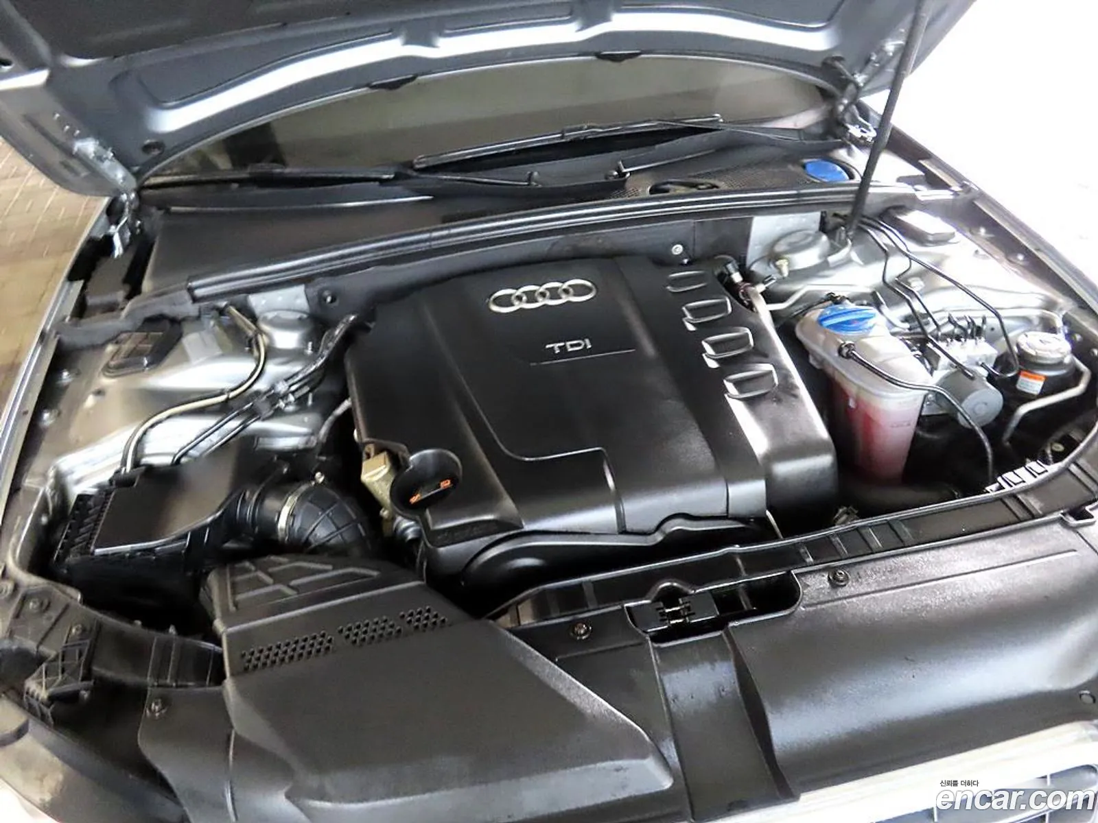 Audi A4 Iv B8 20 Tdi 2012 - фотография 3449