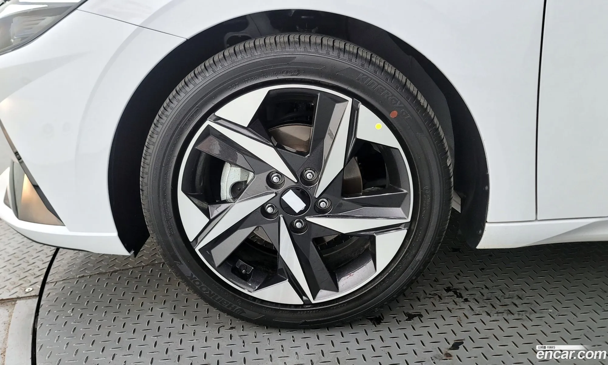 Hyundai Avante 16 2023 - фотография 14752094
