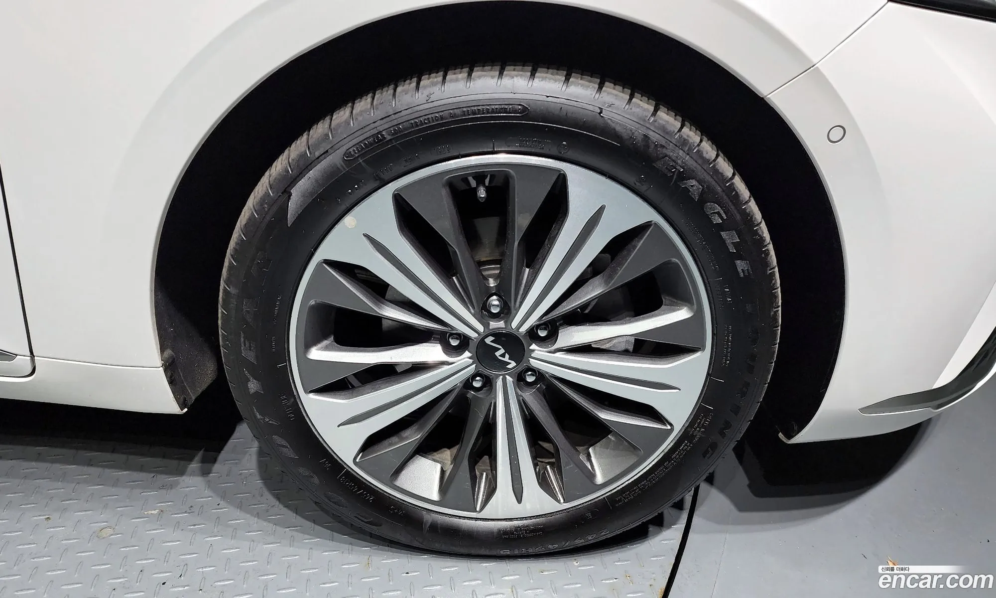 Kia K8 Nobless 2023 - фотография 15900228