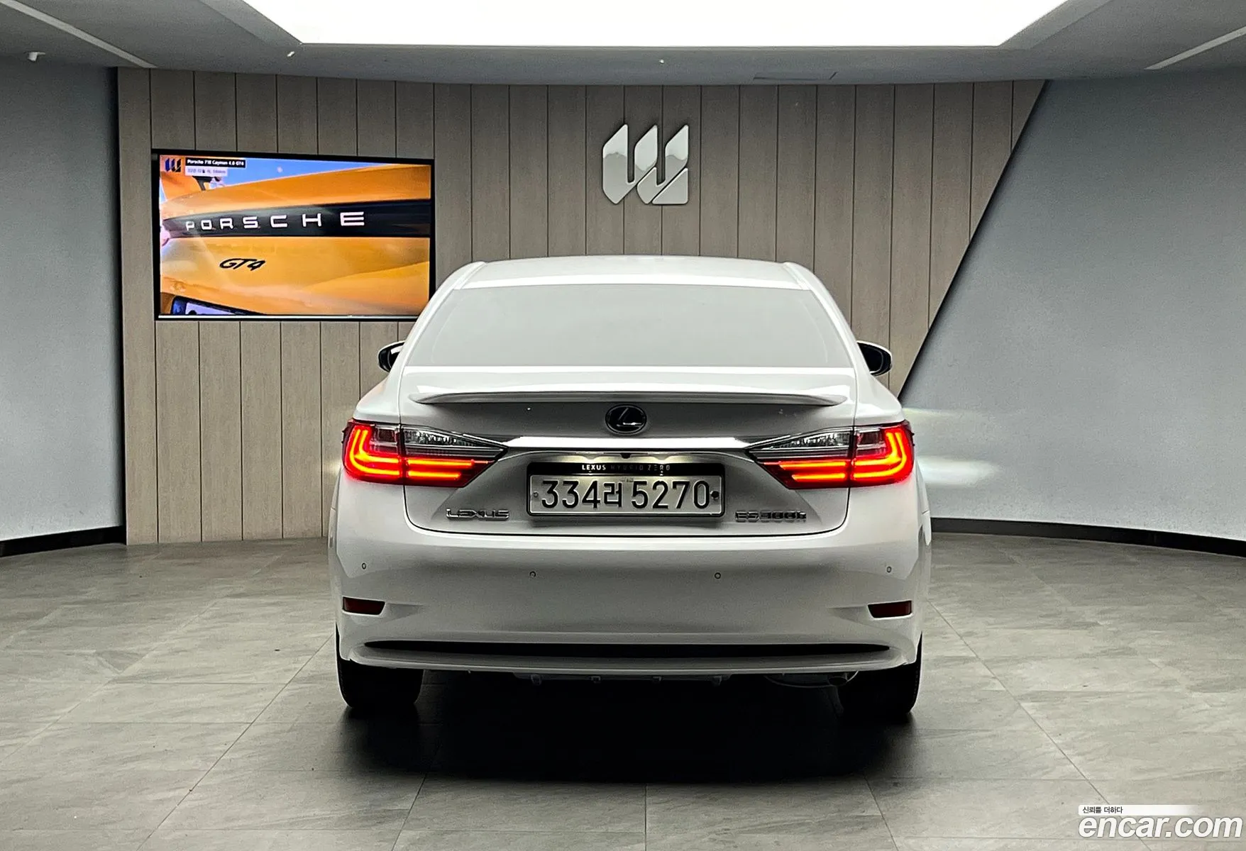 Lexus Es Vi Supreme 2017 - фотография 3738431