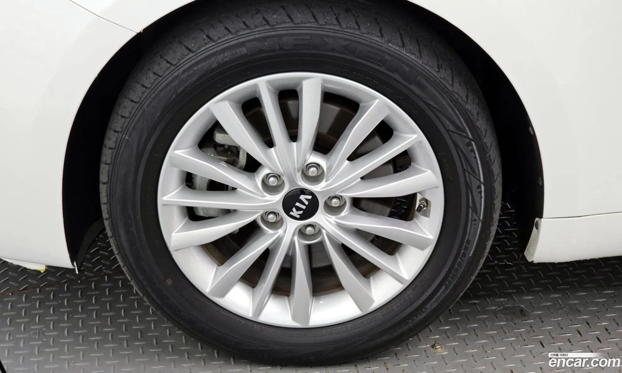 Kia K7 Premier 30 Lpi Trendy Rental Car - фотография 18099679