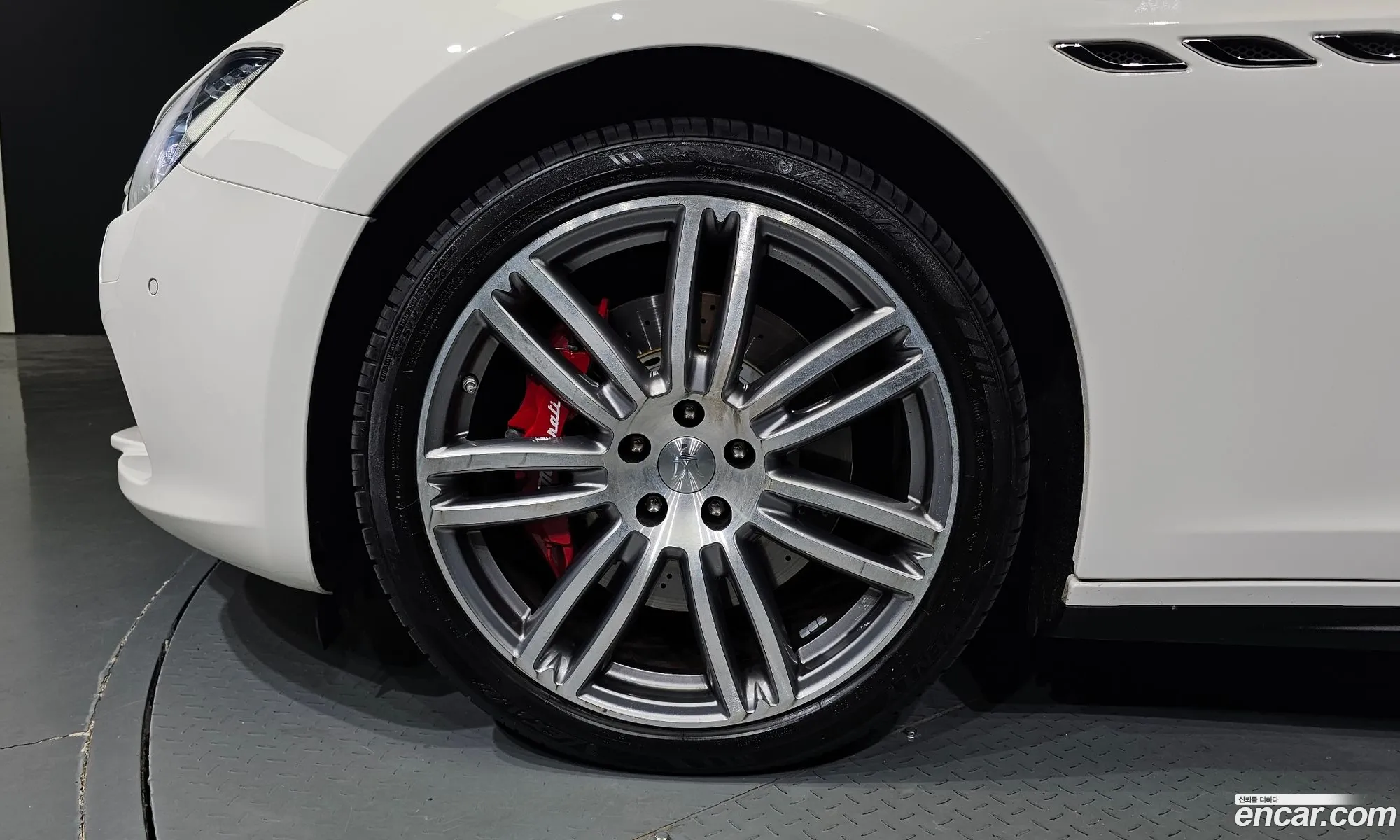 Maserati Ghibli Iii 30S Q4 2016 - фотография 4693834