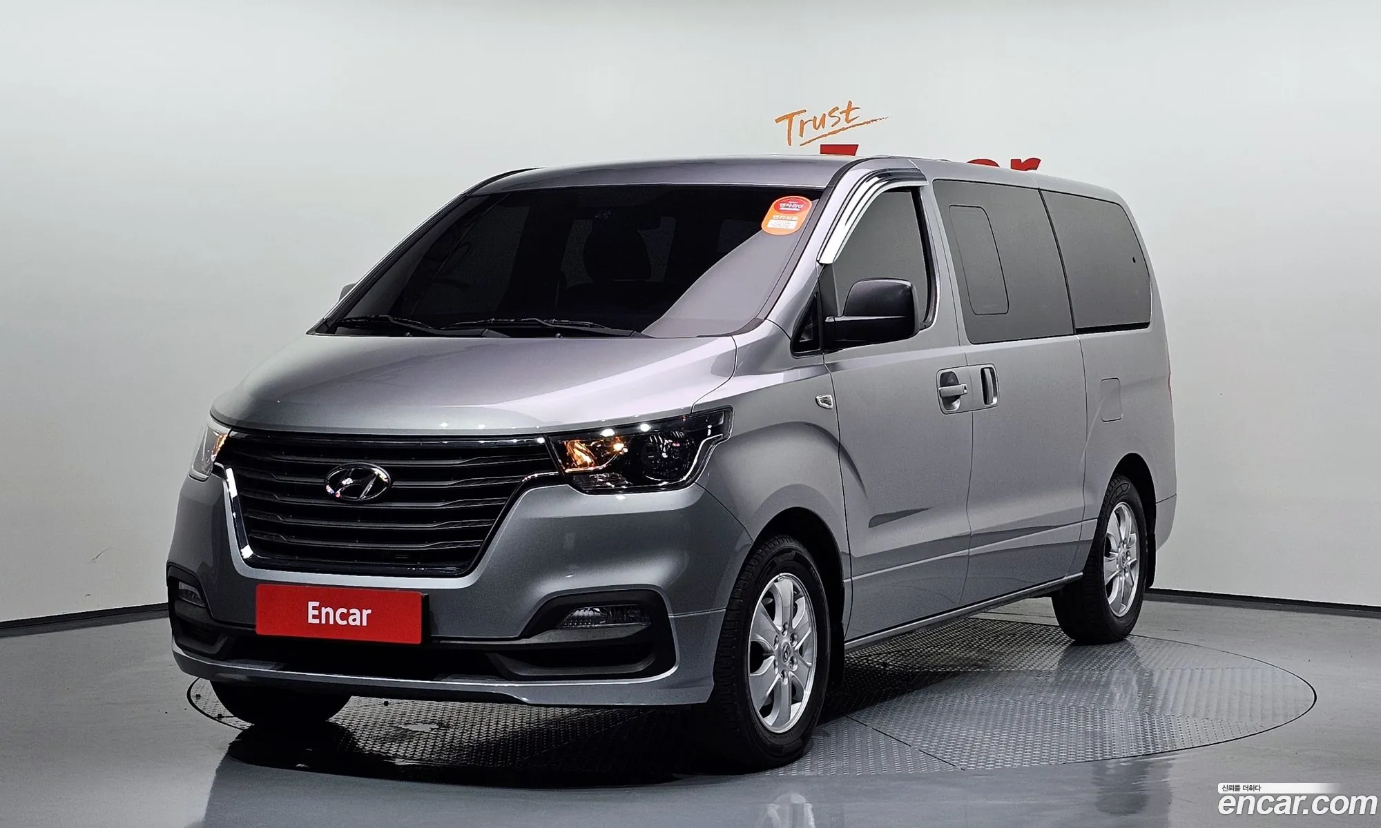 Hyundai The New Grand Starex Wagon 12-Seater Smart - фотография 18918668