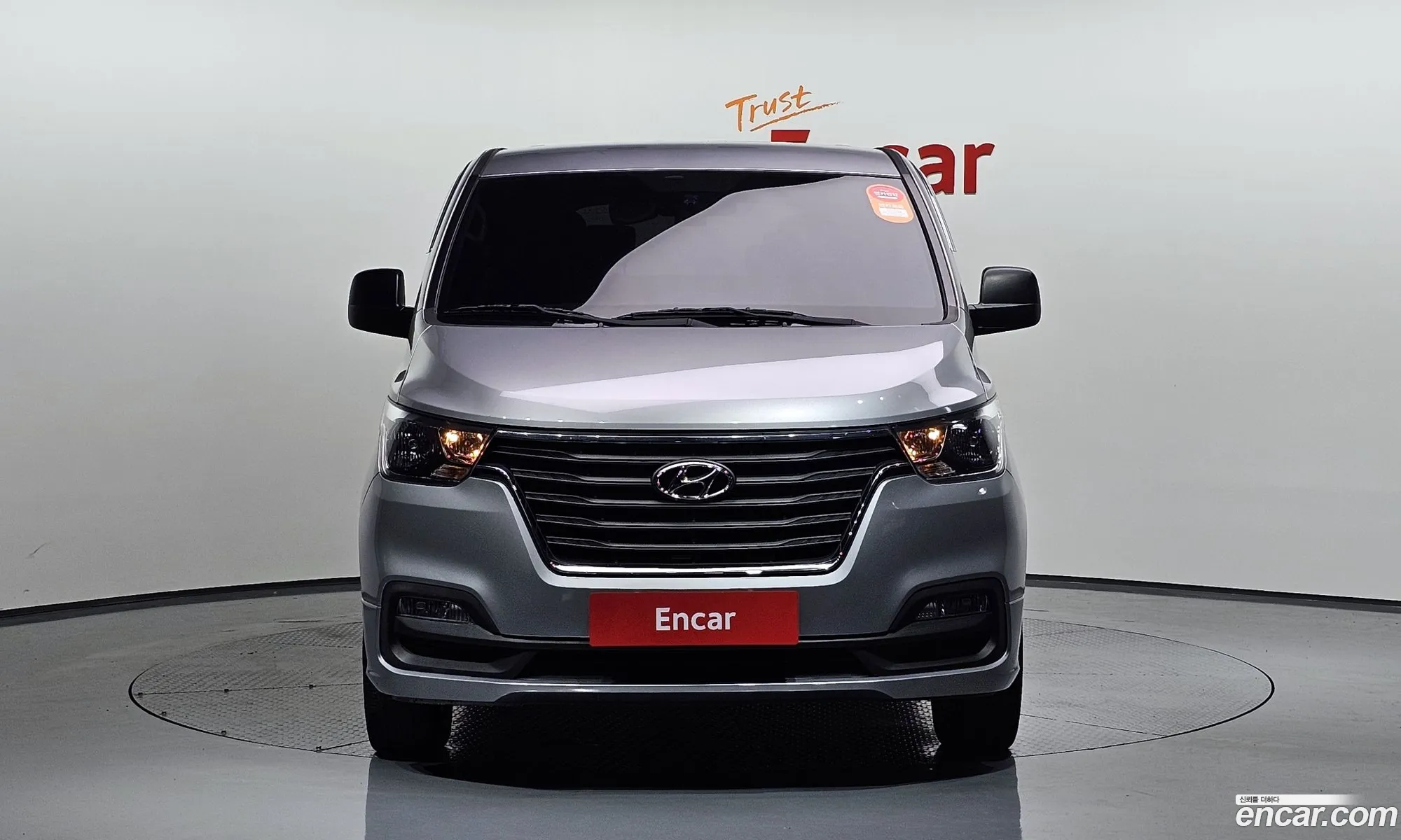 Hyundai The New Grand Starex Wagon 12-Seater Smart - фотография 18918670