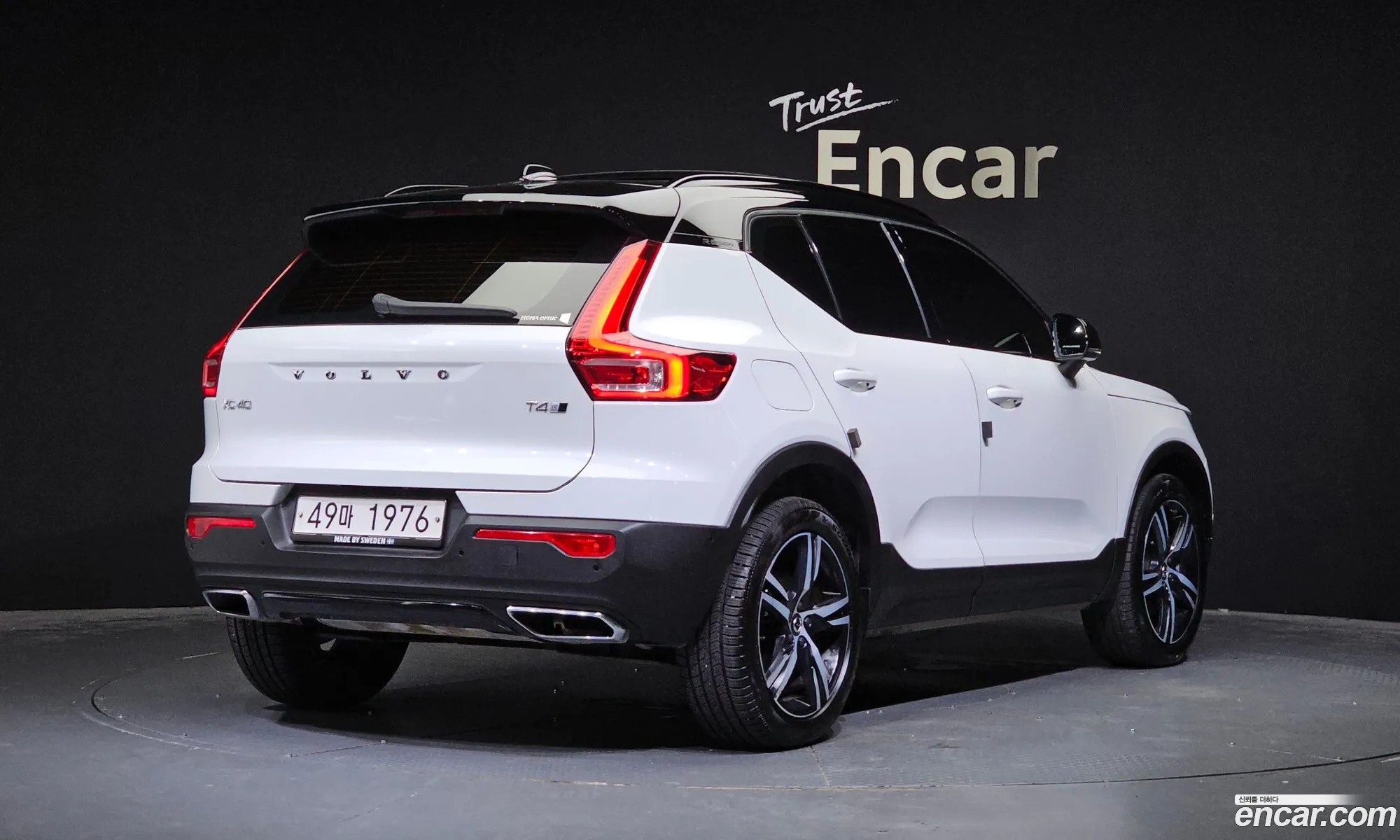 Volvo Xc40 T4 R-Design - фотография 6212563
