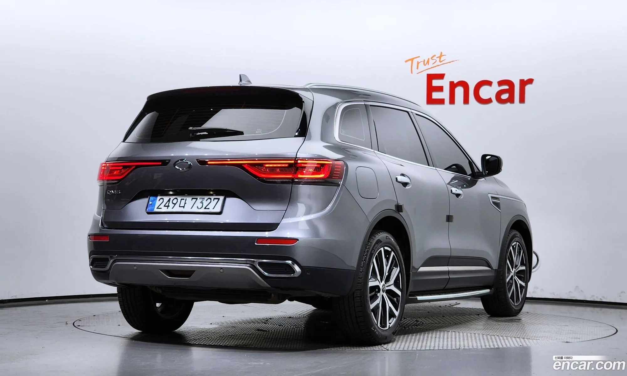 Renault Korea Samsung The New Qm6 20 Lpe Re Signature 2Wd - фотография 4875091