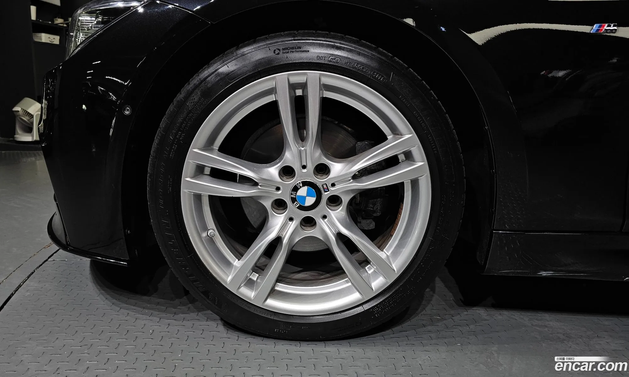 BMW 3Er 330I M Sports Shadow 2018 - фотография 16571219