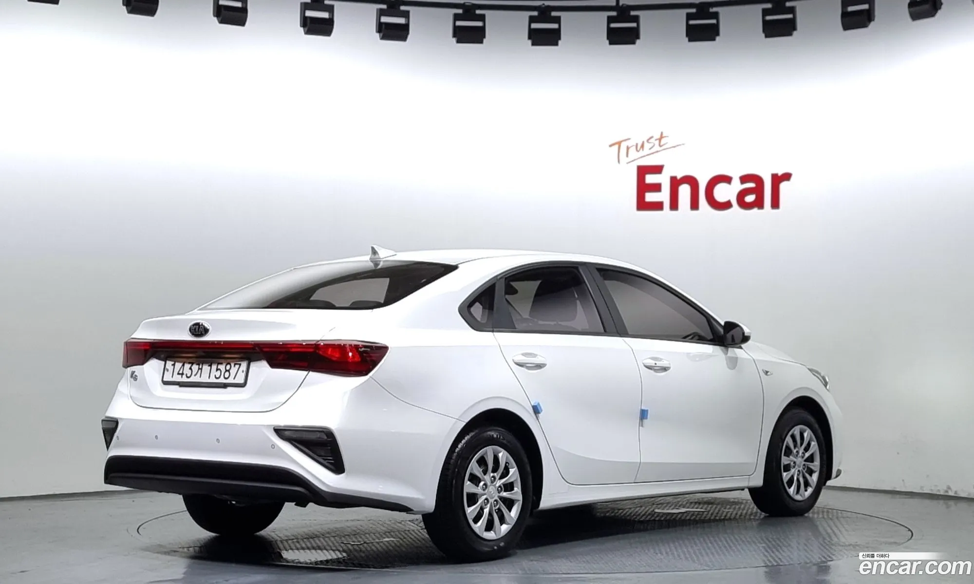 Kia K3 Standard 2021 - фотография 13558997