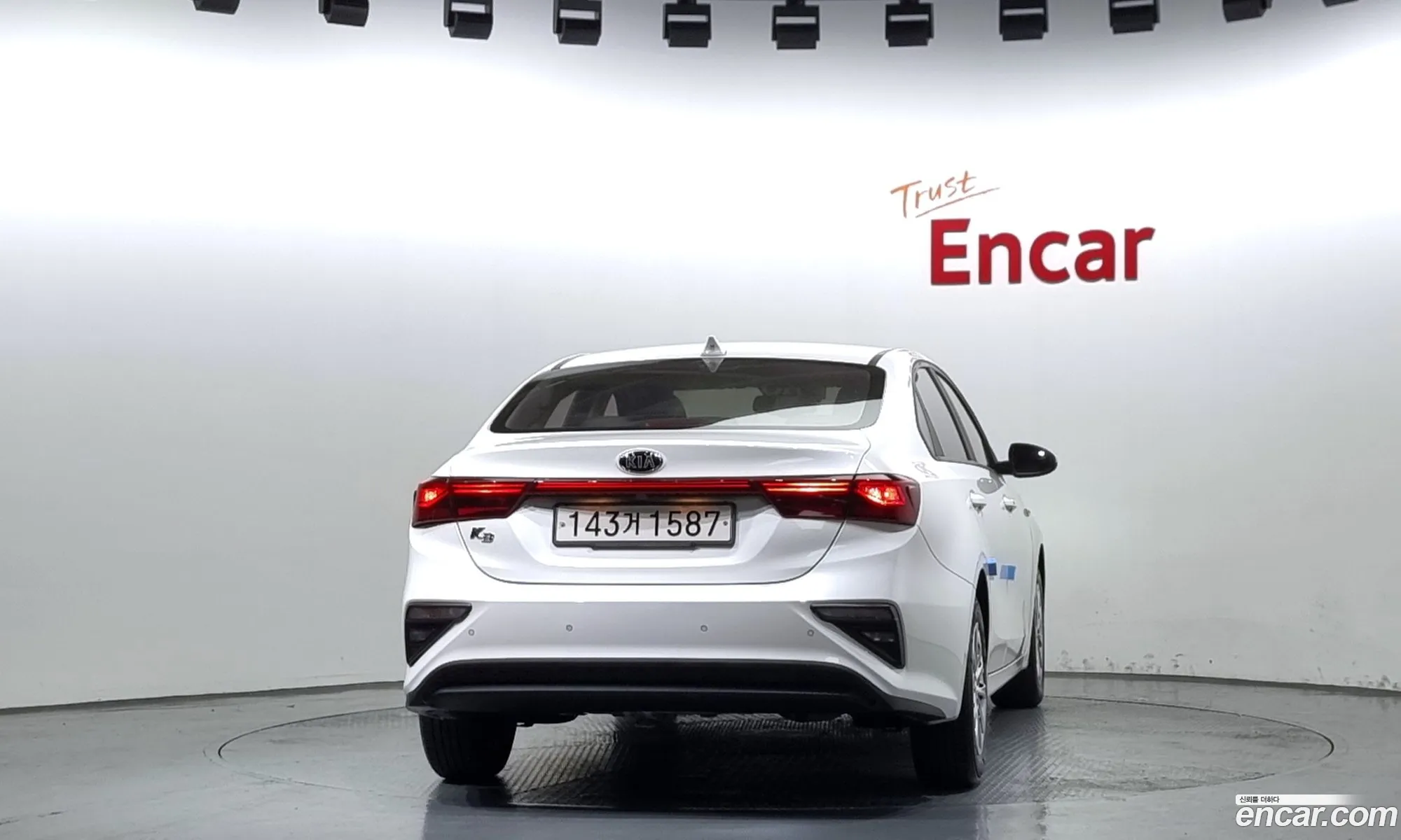 Kia K3 Standard 2021 - фотография 13559001