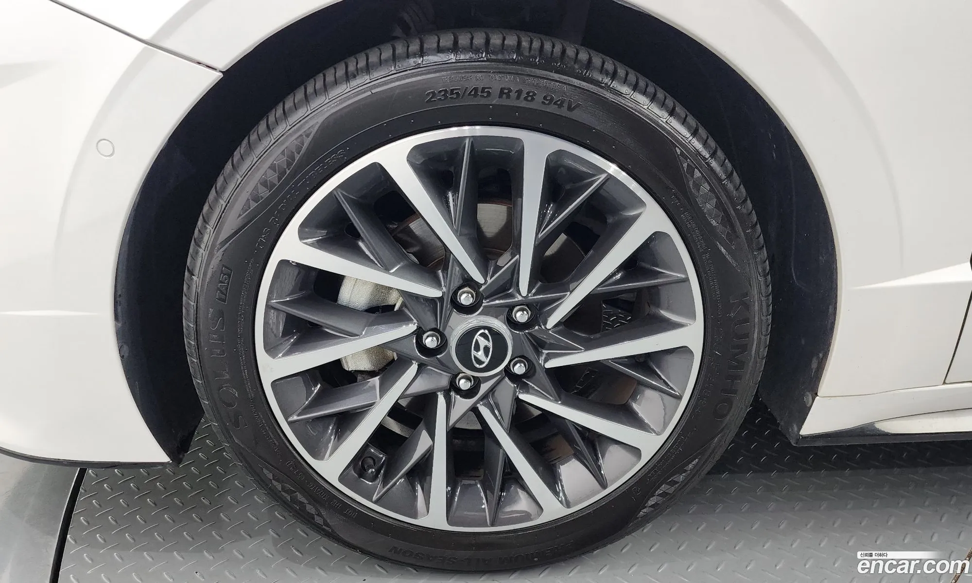 Hyundai Sonata Dn8 20 Premium Family - фотография 17322530