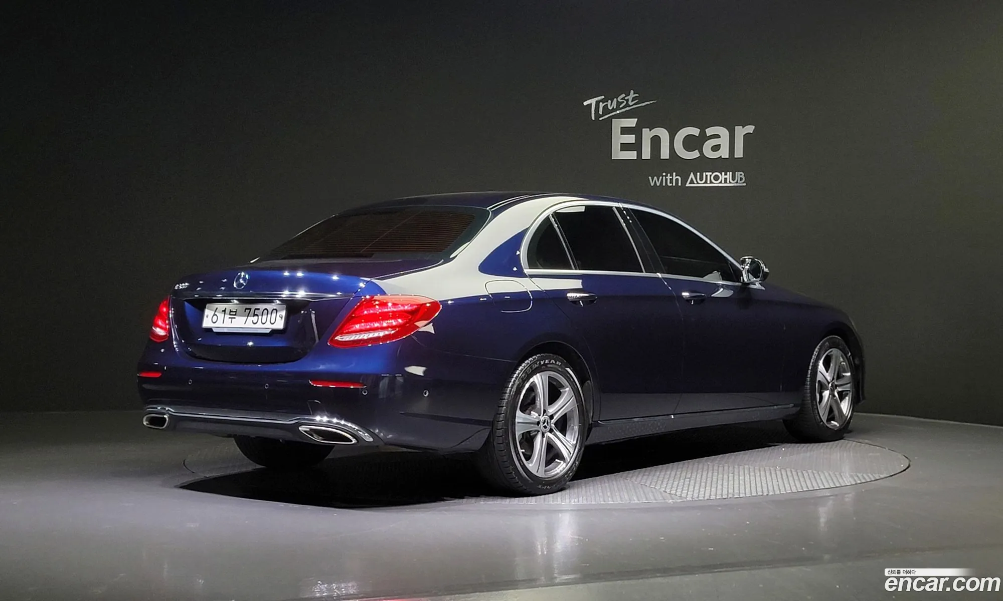 Mercedes-Benz E-Klasse V W213 S213 C238 E300 Avantgarde 2019 - фотография 18976160