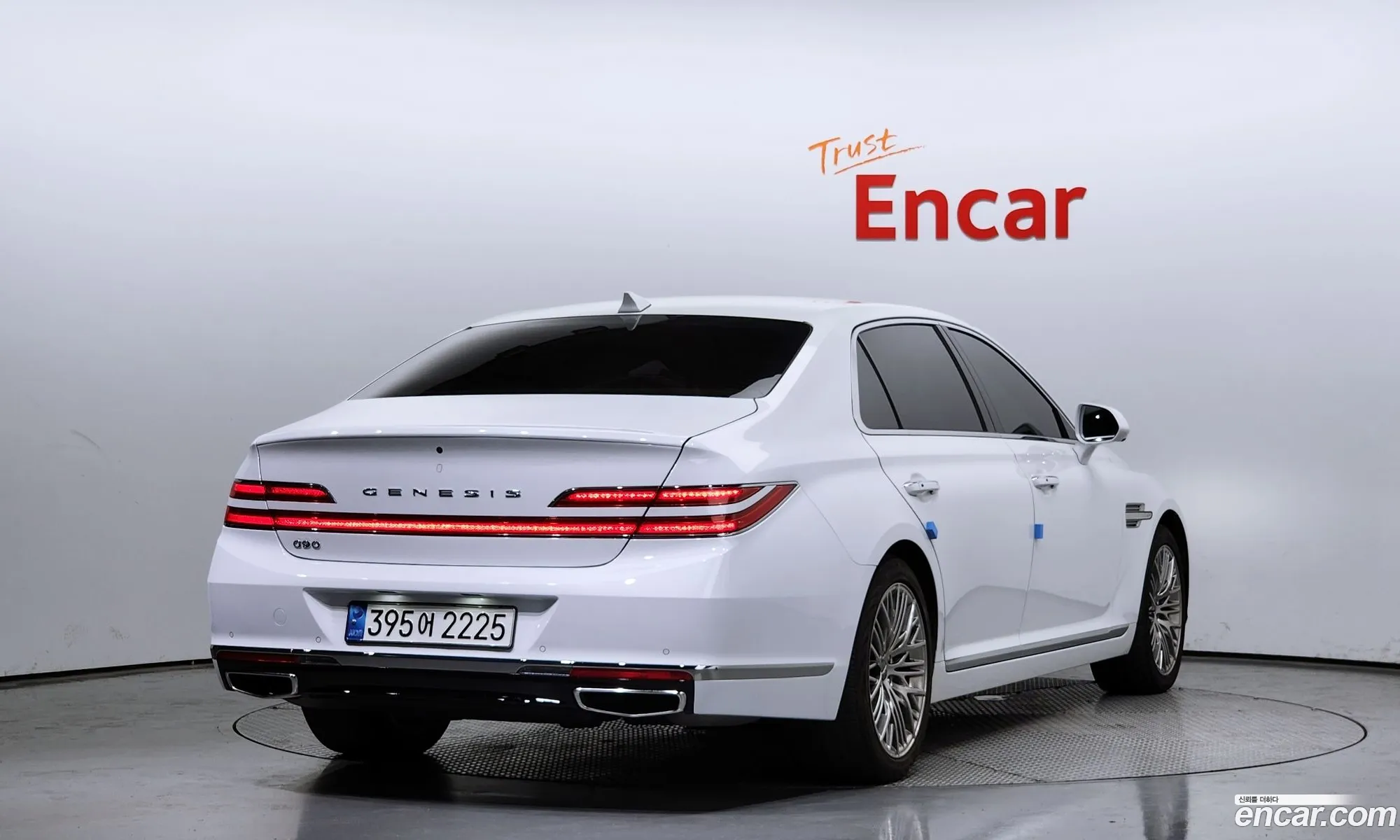 Genesis G90 I 38 Awd 2021 - фотография 17958512