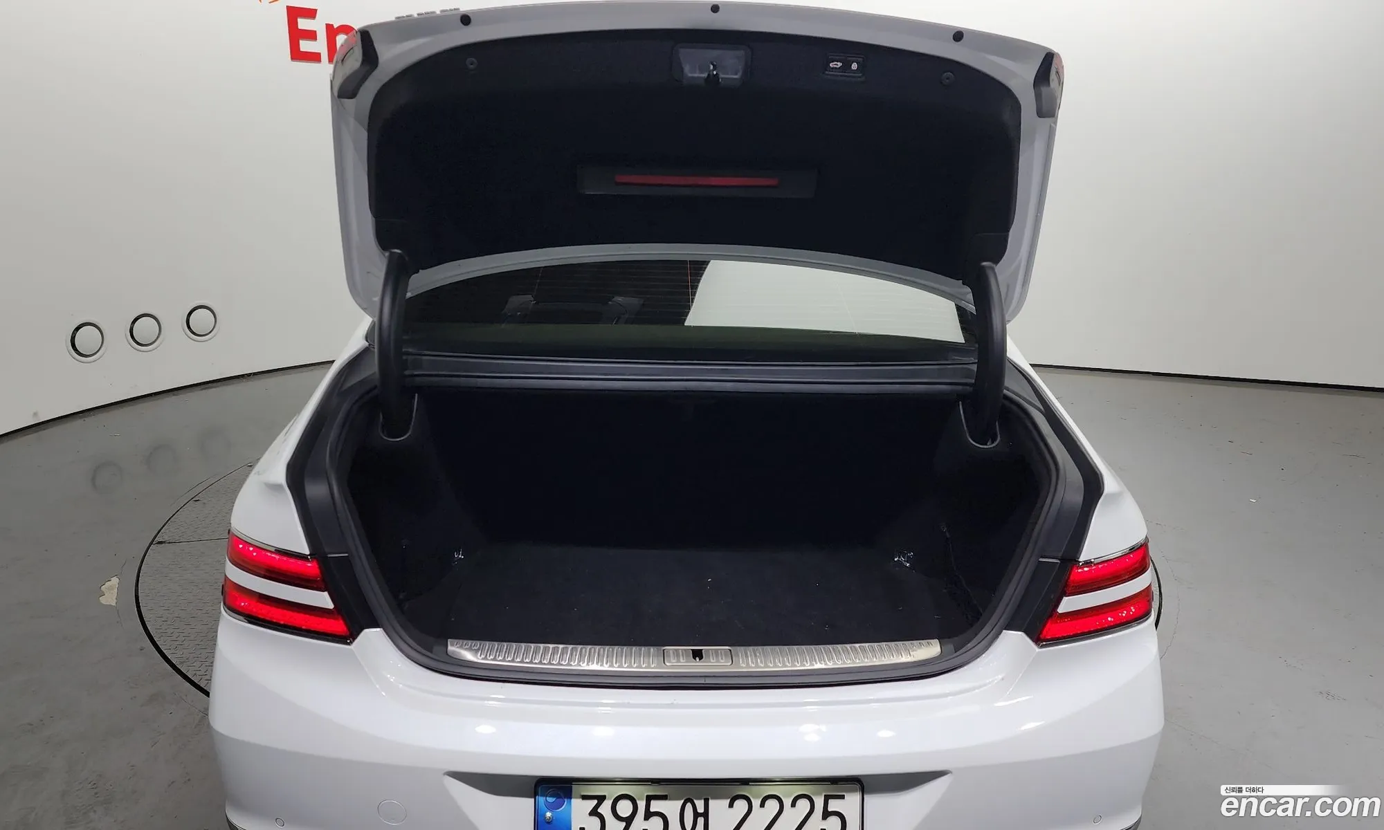 Genesis G90 I 38 Awd 2021 - фотография 17958516