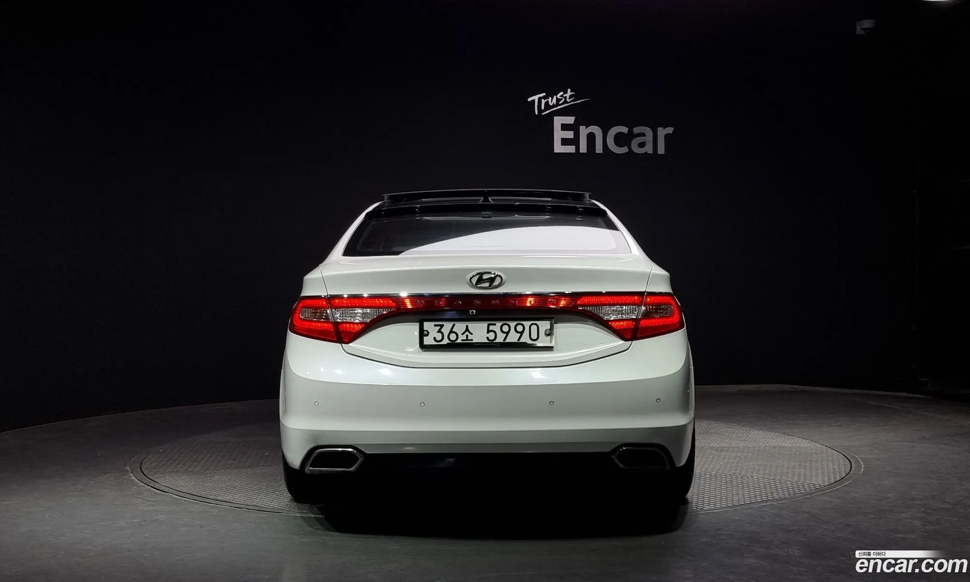 Hyundai Grandeur V Hg240 Luxury 2012 - фотография 15901502