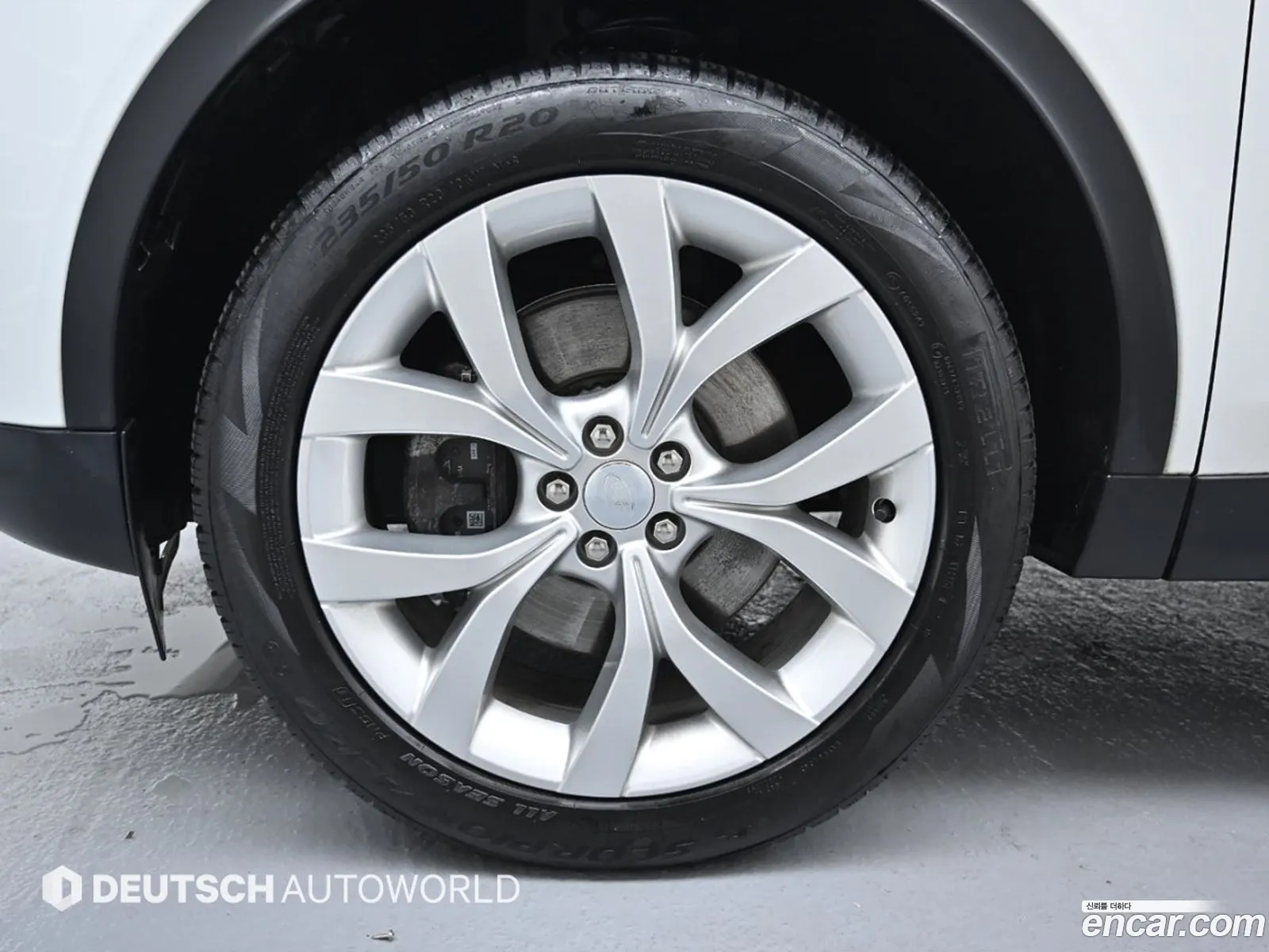 Land Rover Discovery Sport P250Se 2023 - фотография 7374994