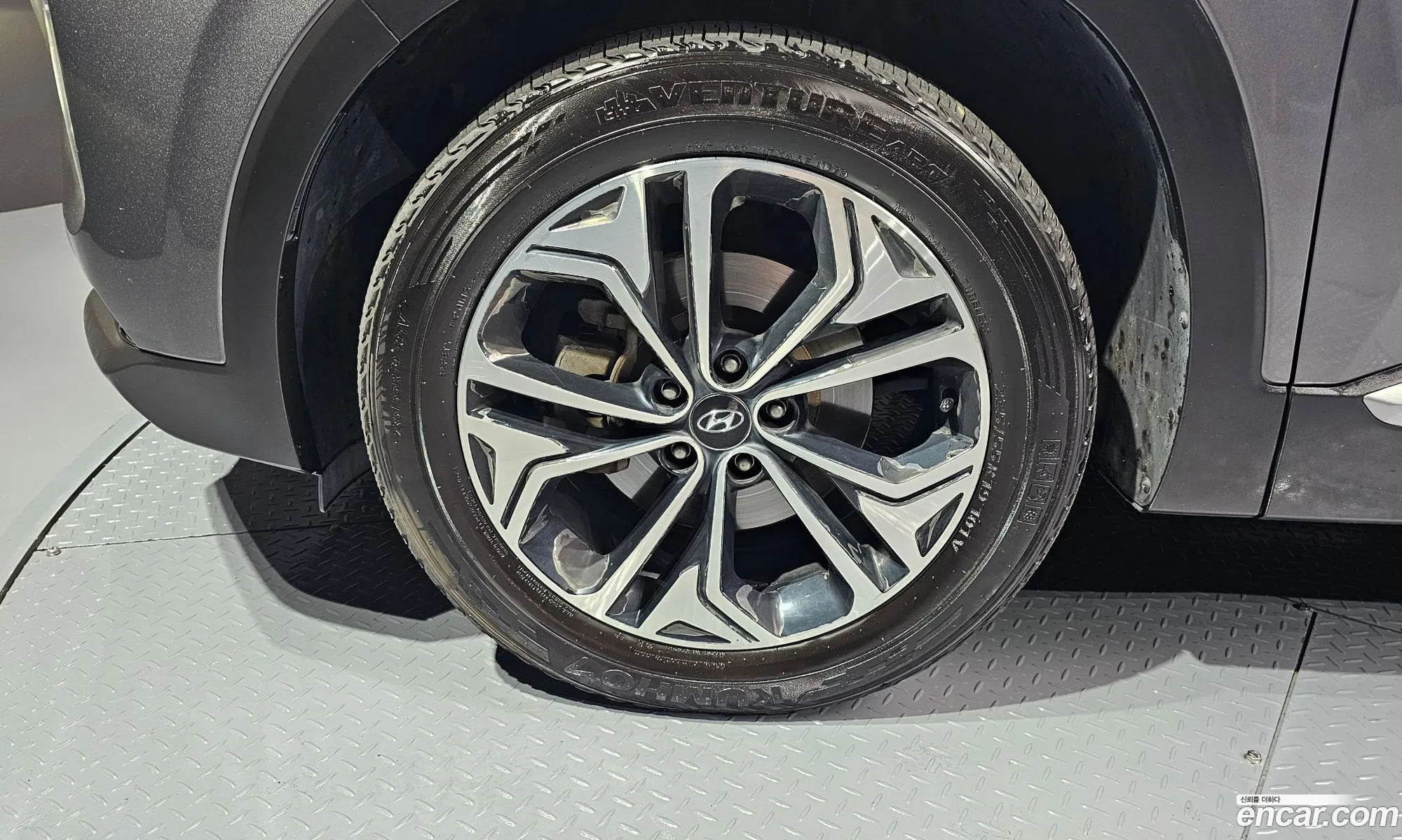 Hyundai Santa Fe Iv Diesel 20 2Wd 2020 - фотография 17898042