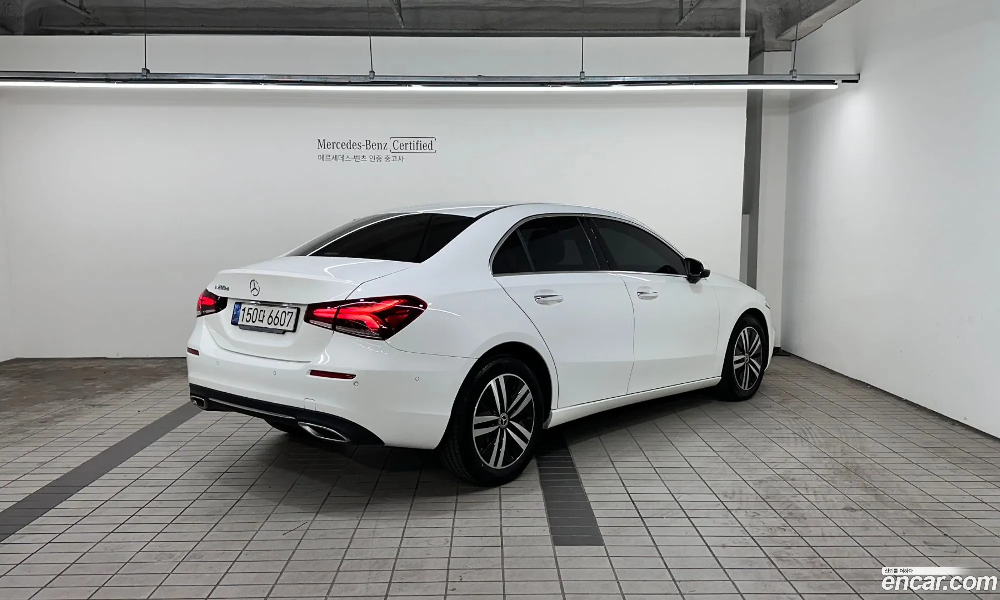 Mercedes-Benz A-Klasse Iv W177 A200D Sedan 2021 - фотография 18944052