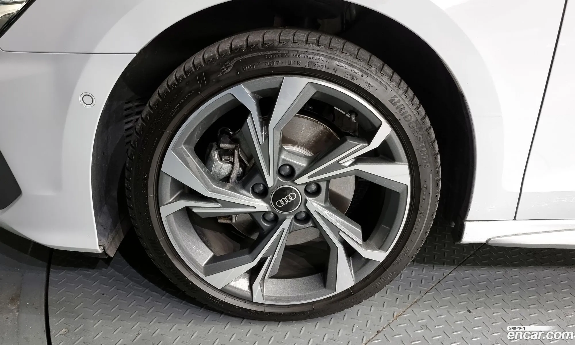 Audi A3 Iv 8Y 40 Tfsi Premium 2022 - фотография 740316