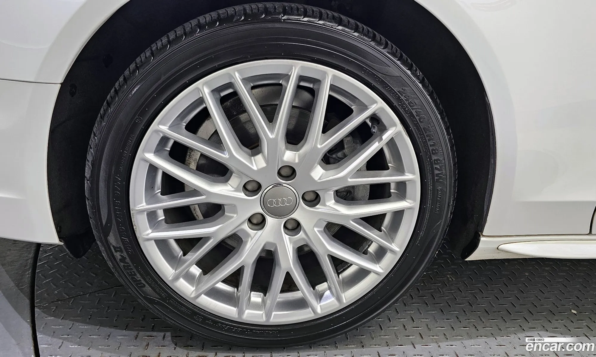 Audi A4 V B9 35 Tdi Quattro Dynamic 2016 - фотография 28942