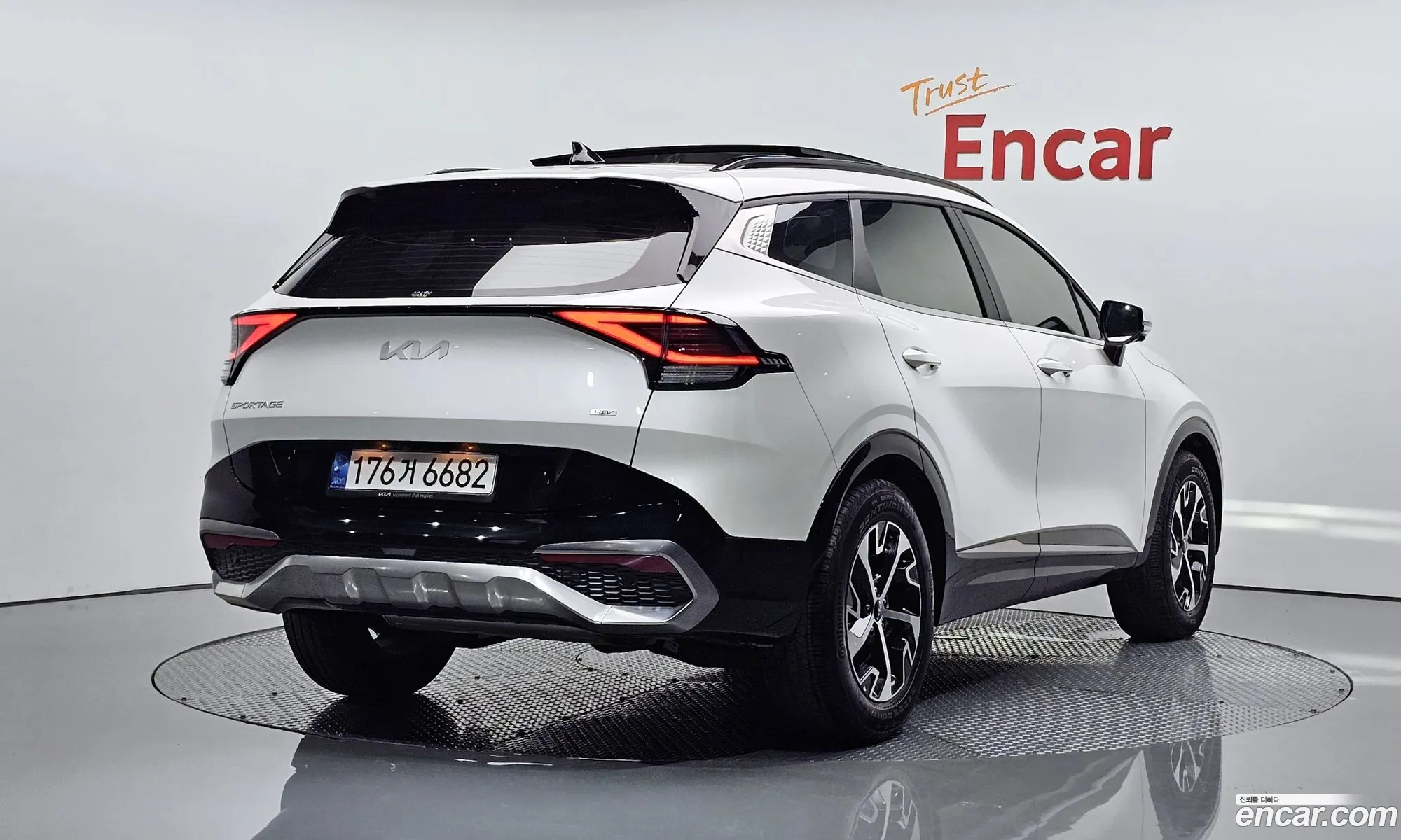 Kia Sportage Signature 2Wd 2022 - фотография 14510903