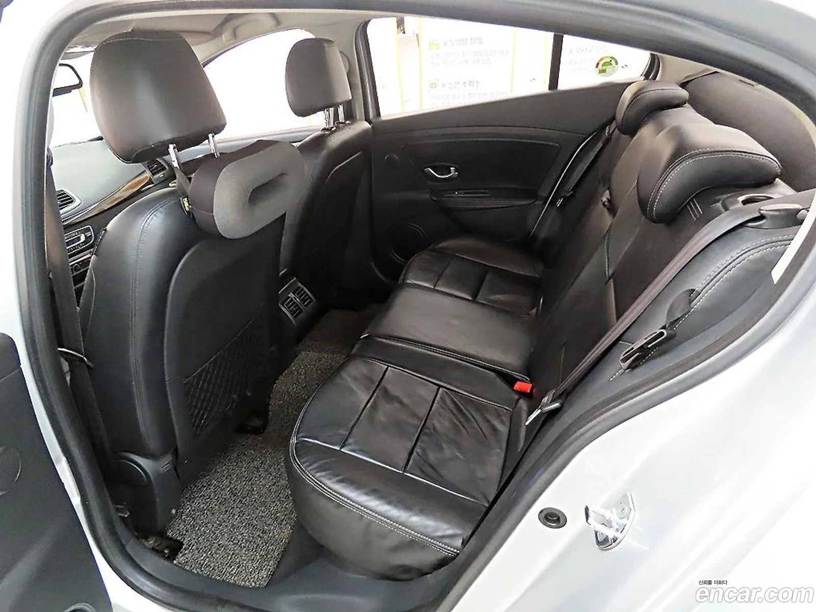Renault Samsung Sm3 Re20 2011 - фотография 4875046