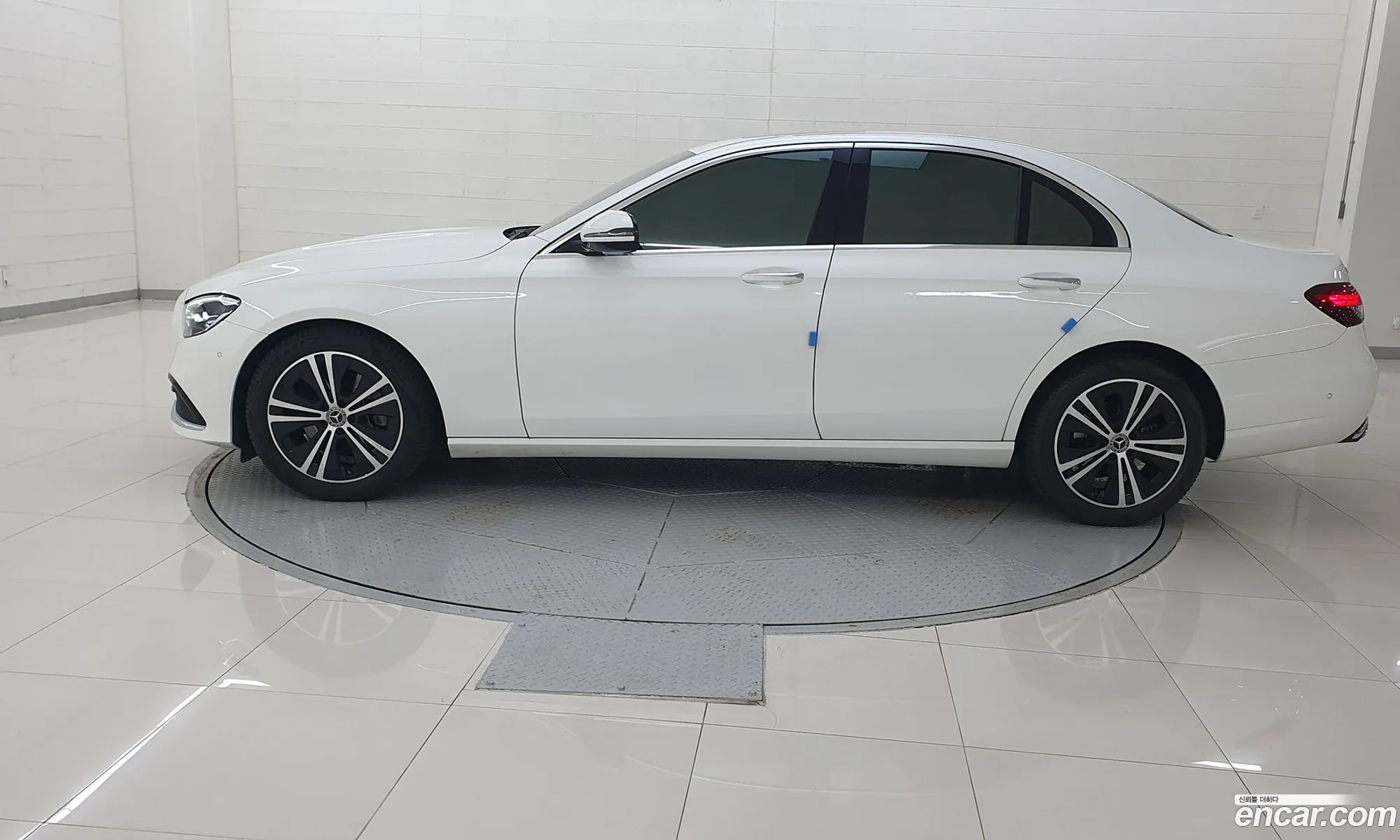 Mercedes-Benz E-Klasse V W213 S213 C238 E250 Avantgarde 2021 - фотография 18943992