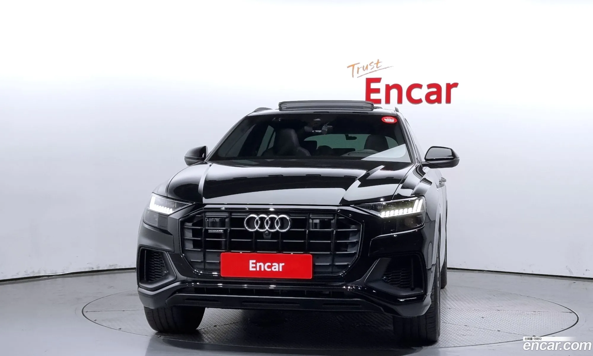 Audi Q8 I 55 Tfsi Quattro Premium 2022 - фотография 29077