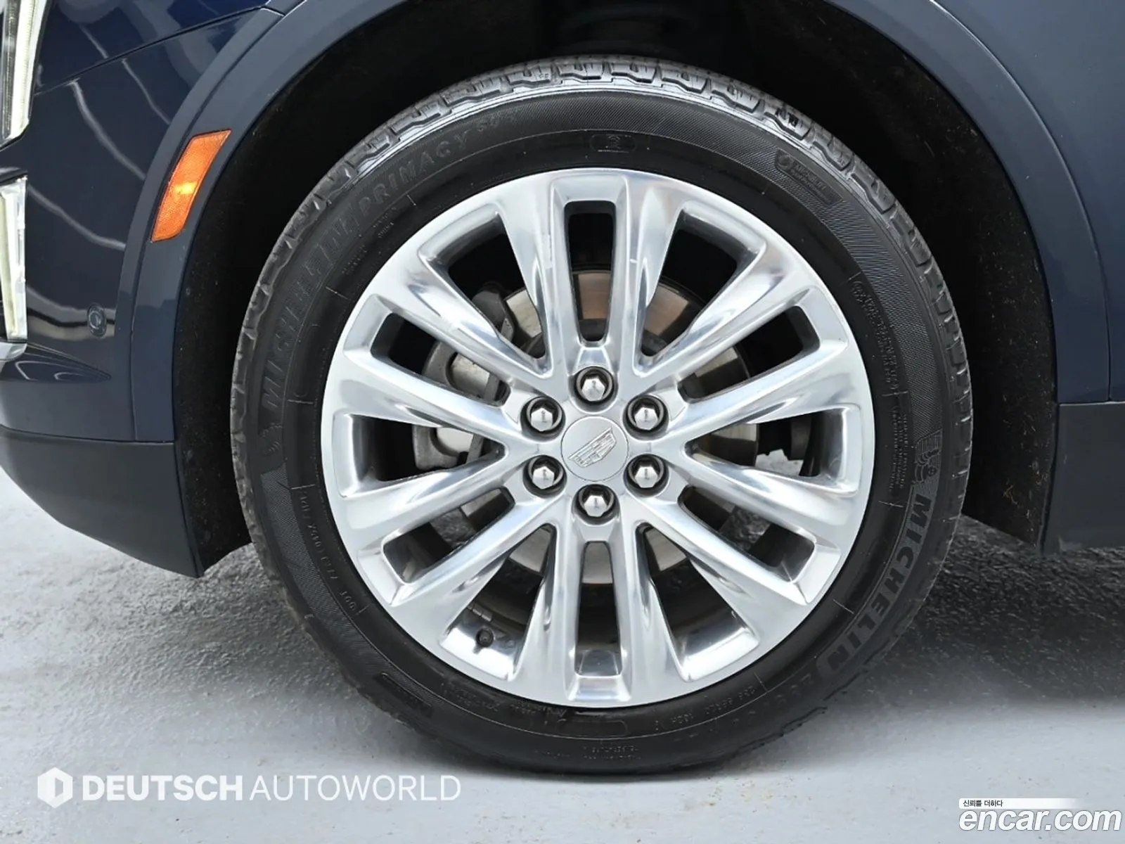 Cadillac Xt5 36 Platinum Awd 2017 - фотография 4570605