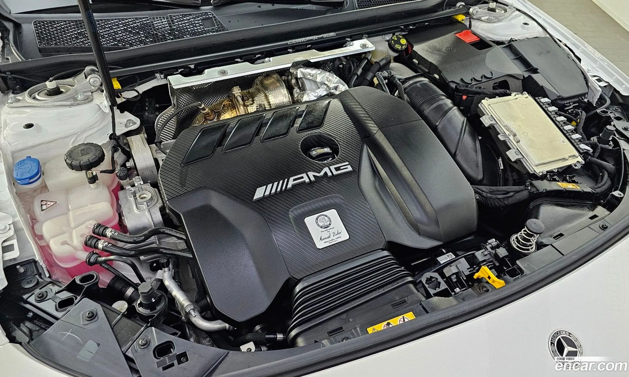 Mercedes-Benz A-Klasse Amg A45 4Matic Hatchback 2023 - фотография 18714896