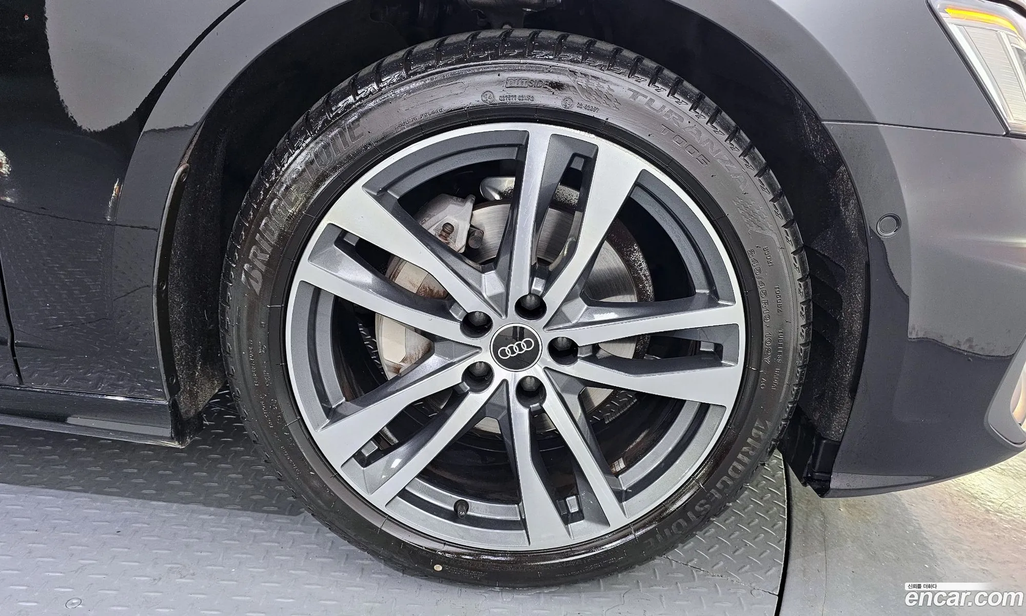 Audi A6 C8 40 Tdi Quattro Premium - фотография 95024