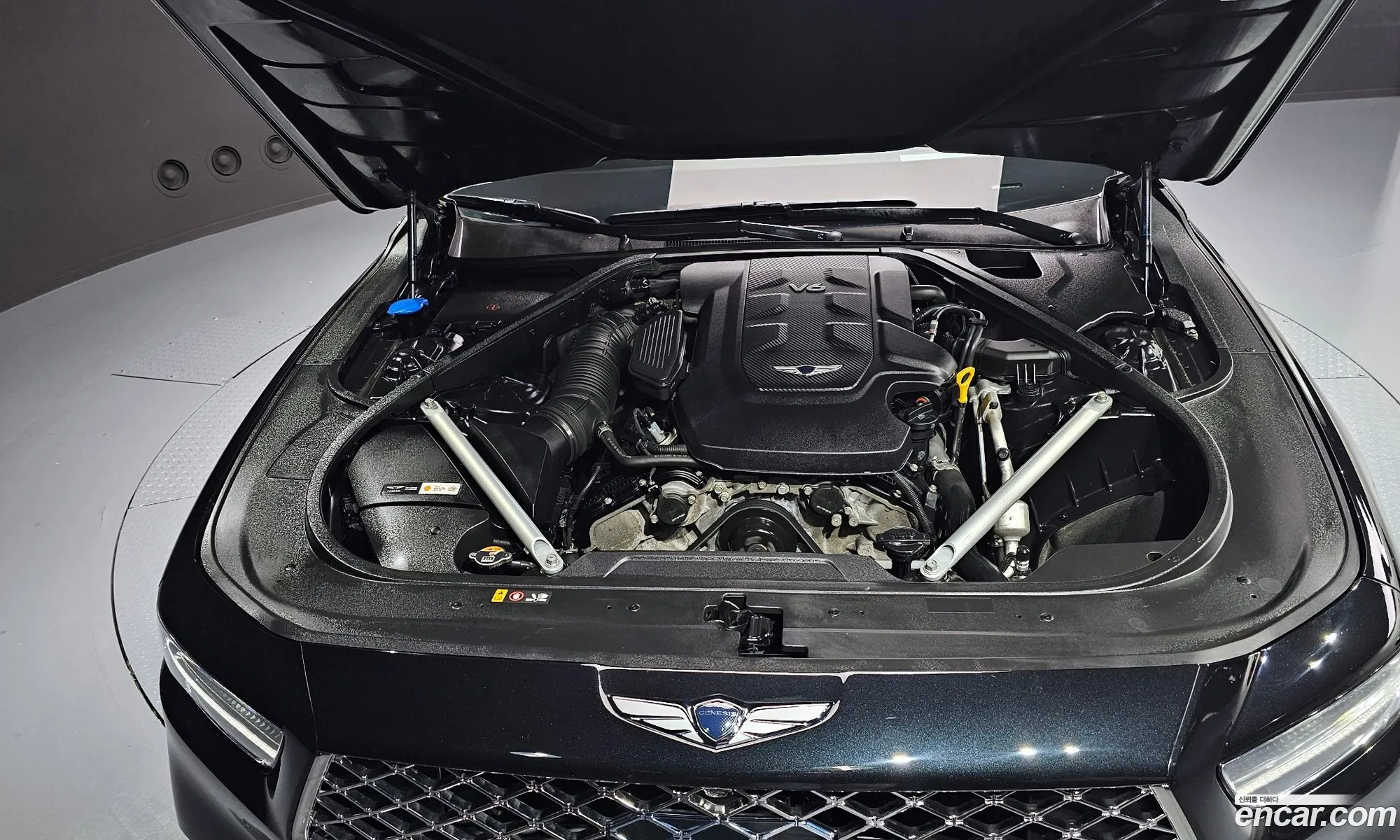 Genesis G90 I 38 Awd 2021 - фотография 17958576