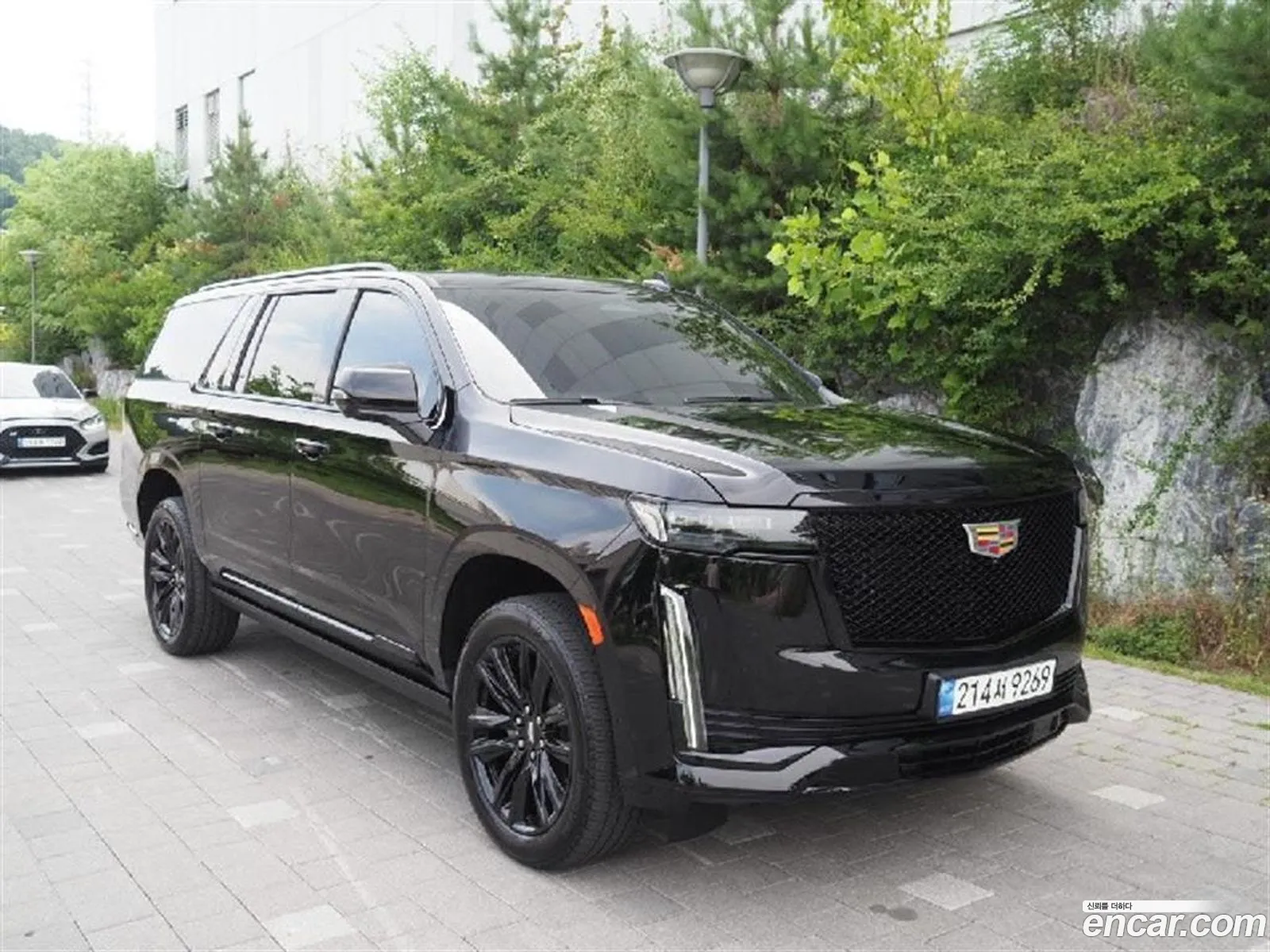 Cadillac Escalade 5Th Generation 62 Esv Esv Sports Platinum - фотография 4558268