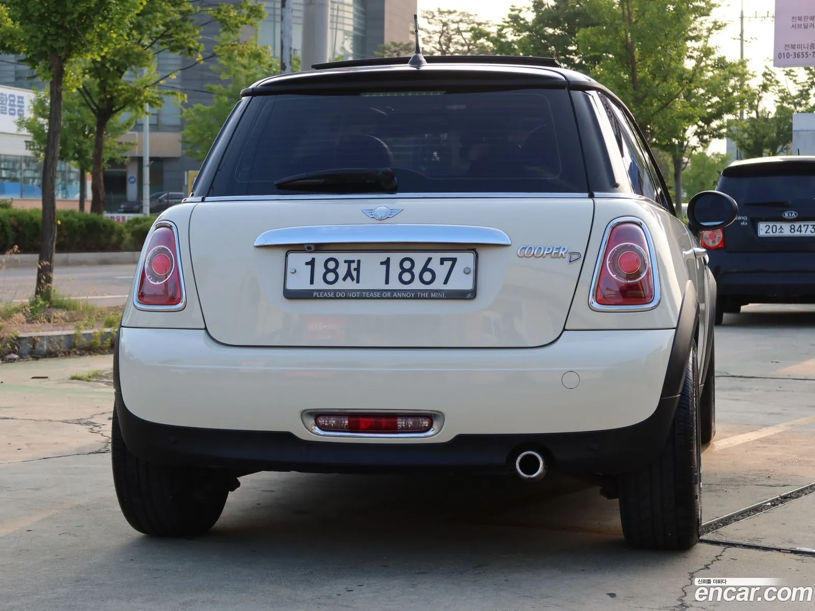 Mini Cooper Baker Street 2013 - фотография 11179600