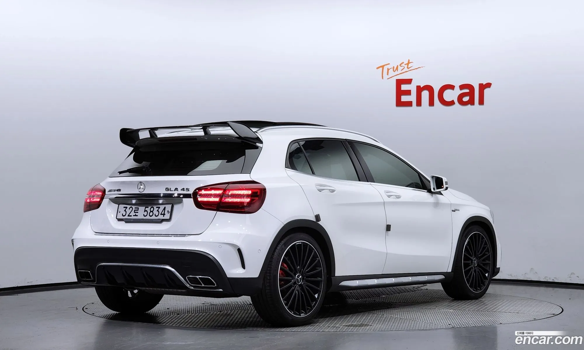 Mercedes-Benz Gla-Klasse I X156 Gla45 Amg 4Matic 2019 - фотография 18952493