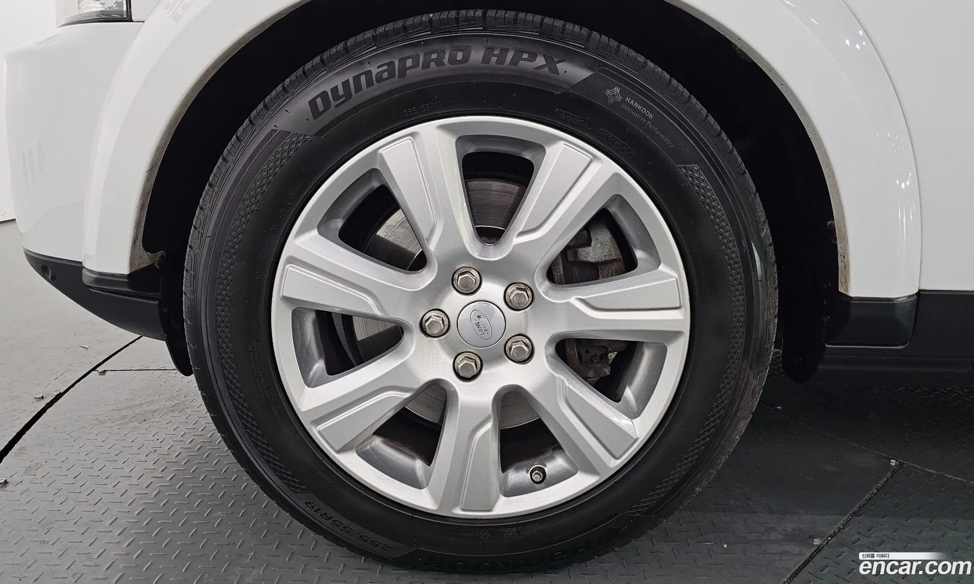 Land Rover Discovery 30 Sdv6 Se 2016 - фотография 7391379