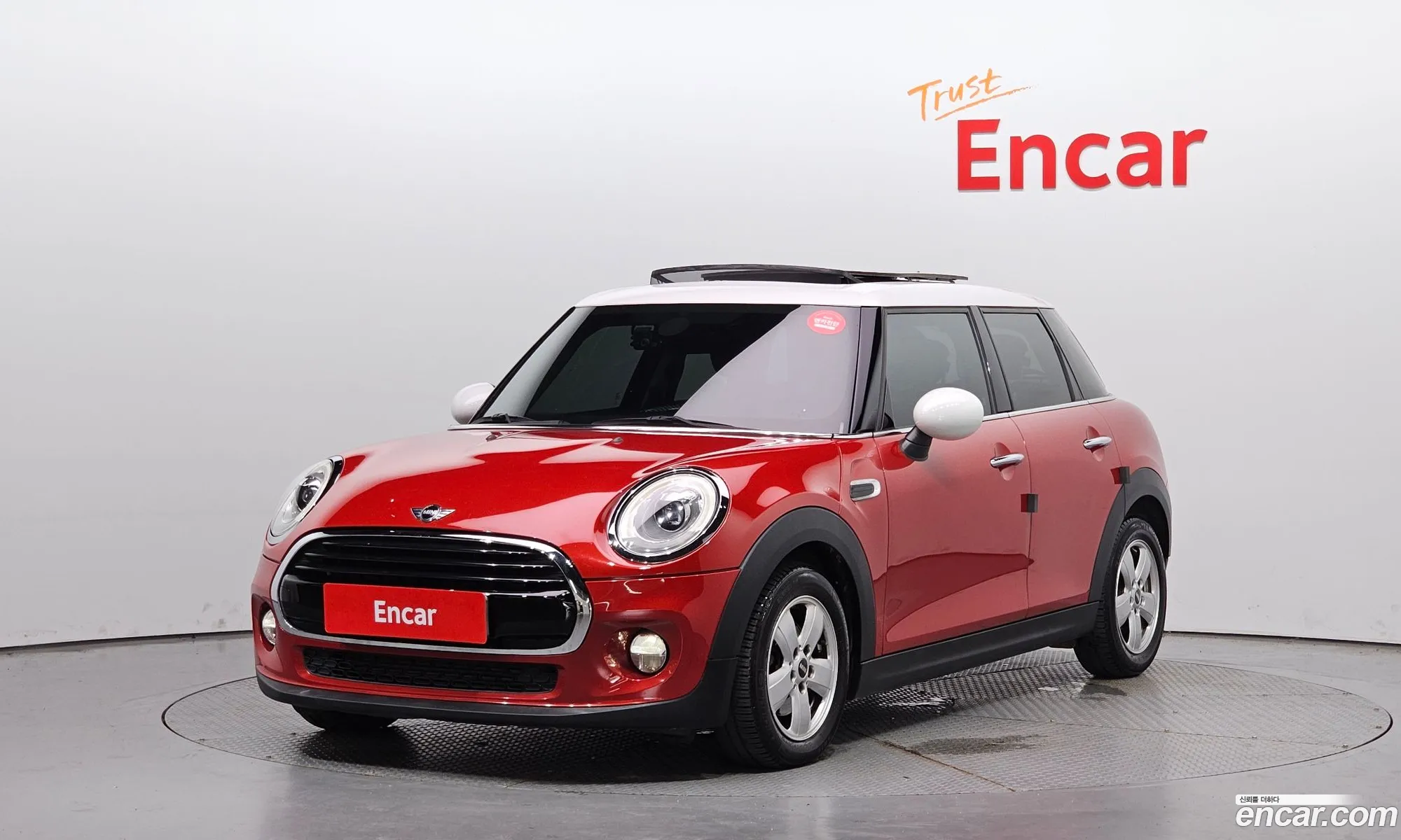 Mini Cooper 5 Door Mid 2016 - фотография 11110755
