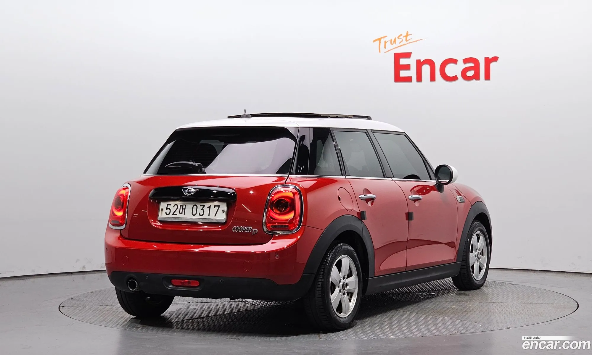 Mini Cooper 5 Door Mid 2016 - фотография 11110756