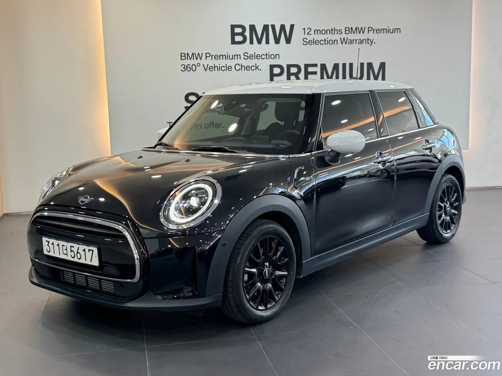 Mini Cooper 5 Door Classic 2024 - фотография 11110792