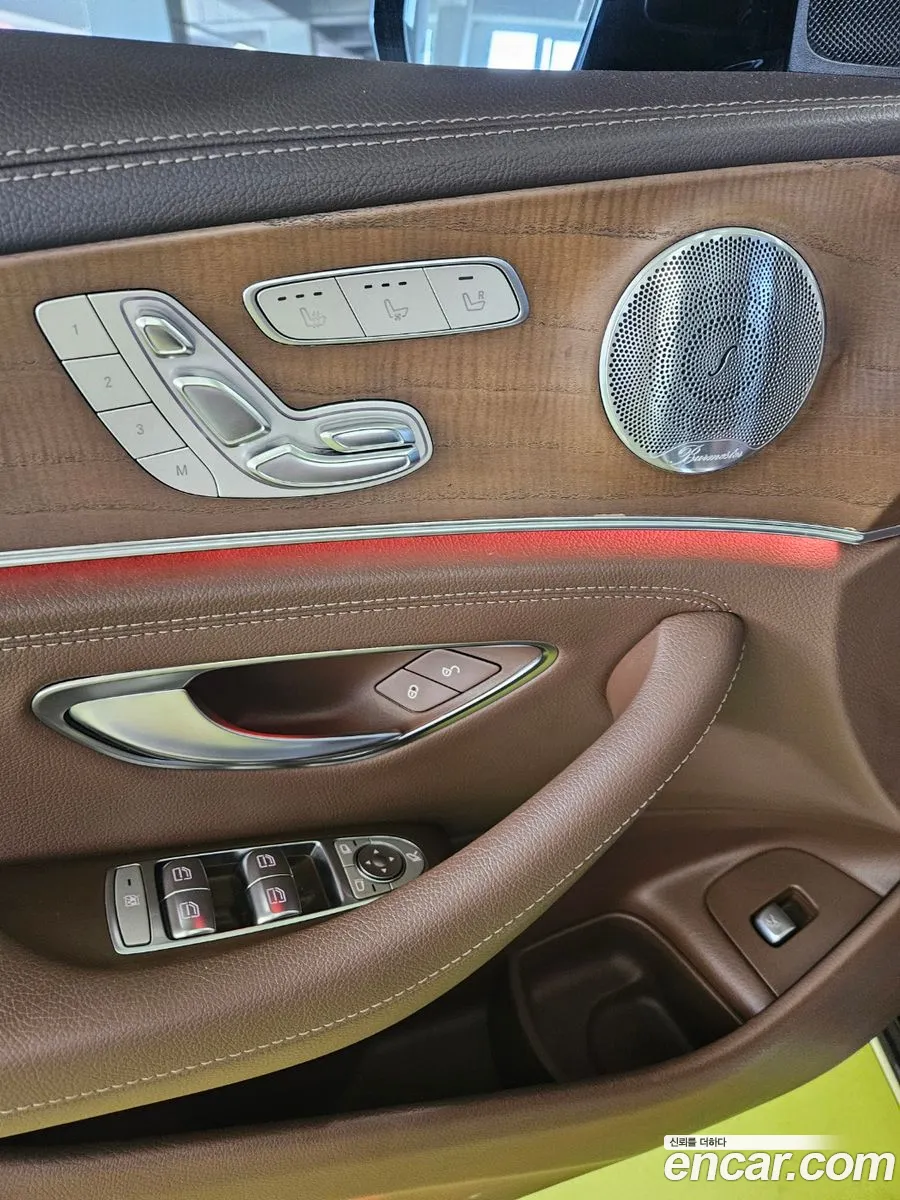 Mercedes-Benz E-Klasse V W213 S213 C238 E300 4Matic Exclusive 2018 - фотография 18986360