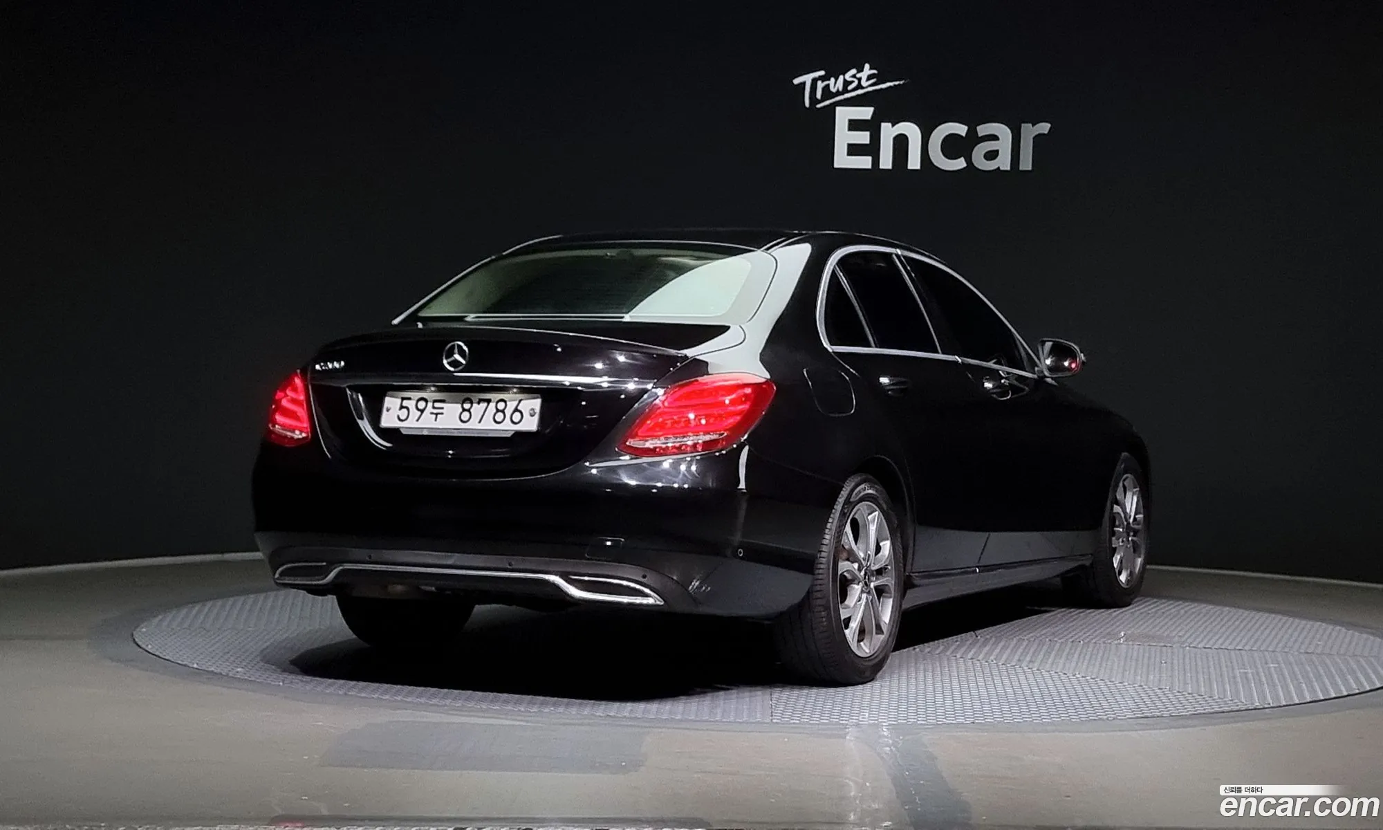 Mercedes-Benz C-Klasse Iv W205 C200 Avant Garde 2017 - фотография 18986405