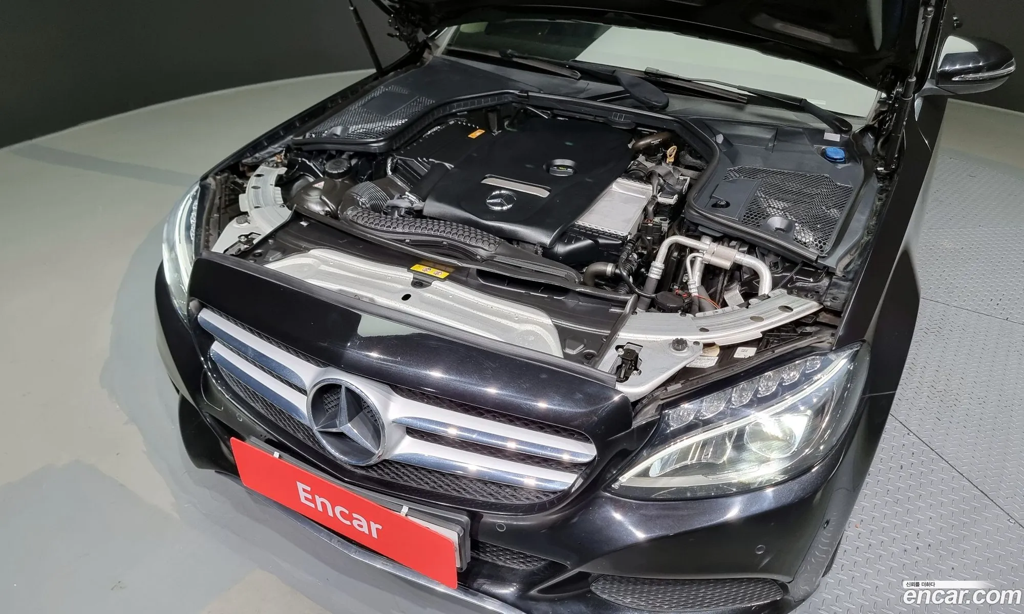 Mercedes-Benz C-Klasse Iv W205 C200 Avant Garde 2017 - фотография 18986409