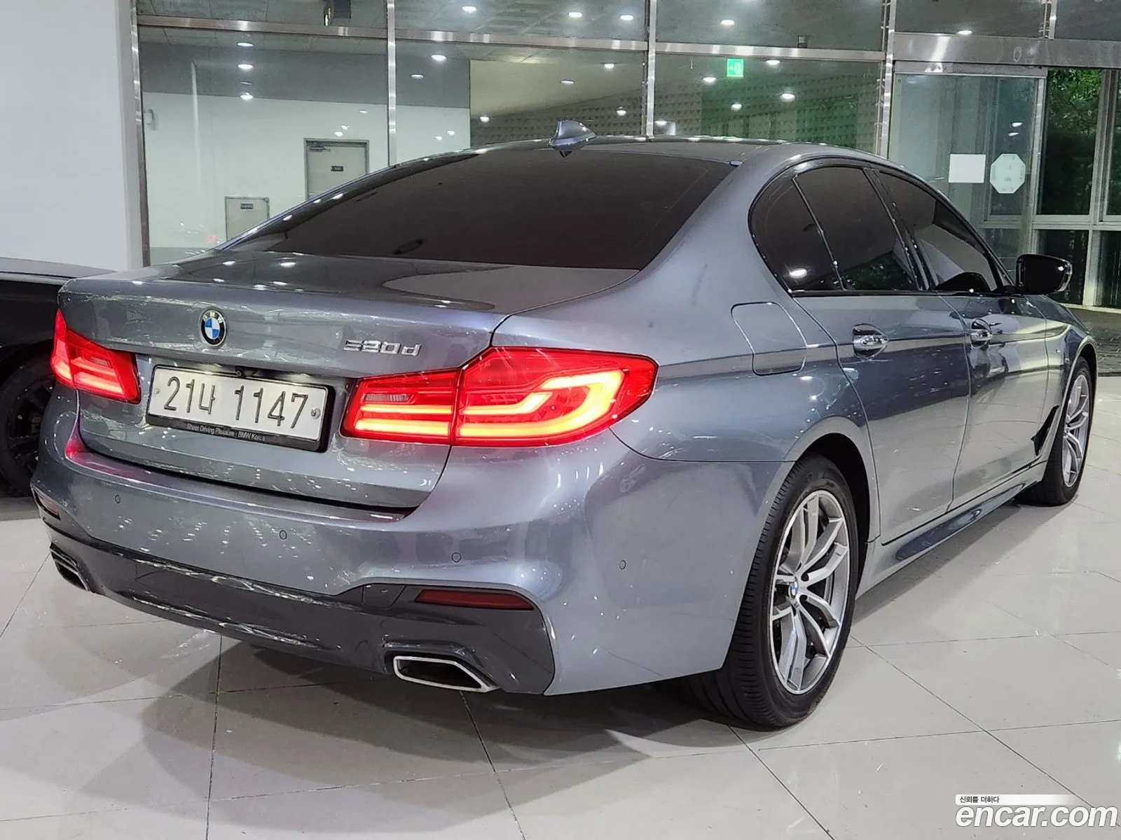 BMW 5Er 520D M Sport Plus 2017 - фотография 16684085