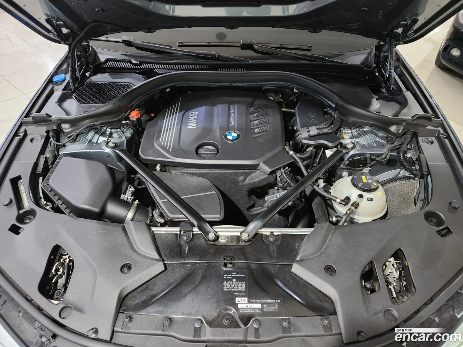 BMW 5Er 520D M Sport Plus 2017 - фотография 16684089