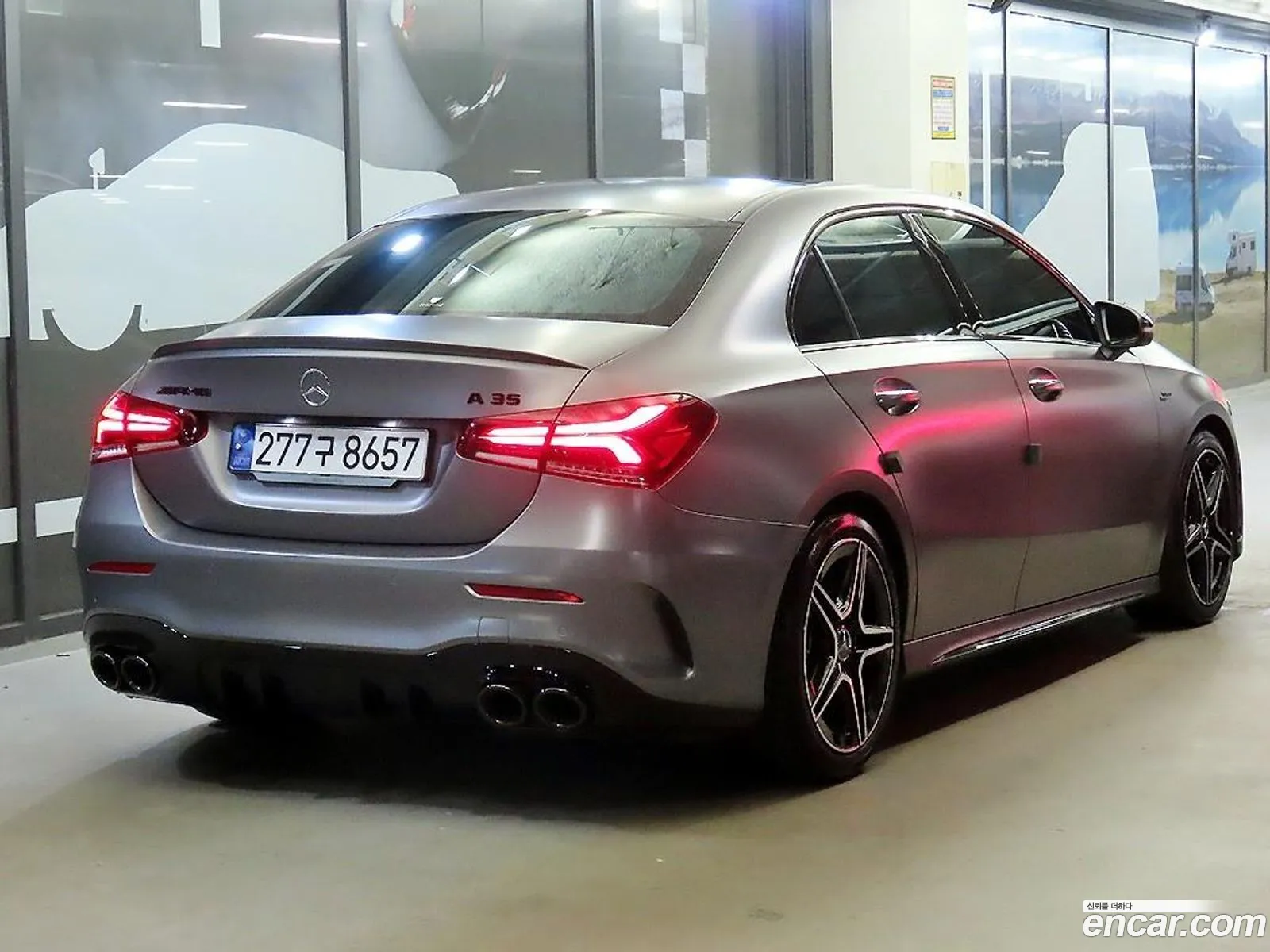 Mercedes-Benz A-Klasse Amg A35 4Matic Sedan 2023 - фотография 18897224