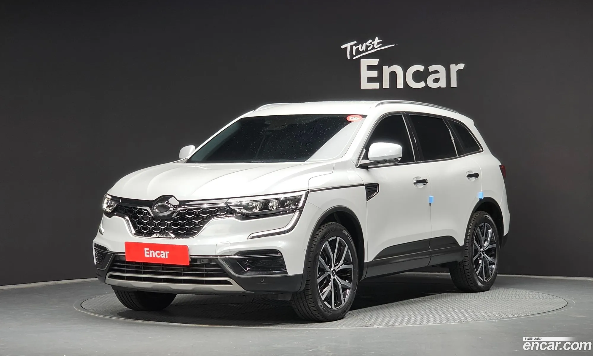 Renault Korea Samsung The New Qm6 20 Lpe Re Signature 2Wd - фотография 4683359