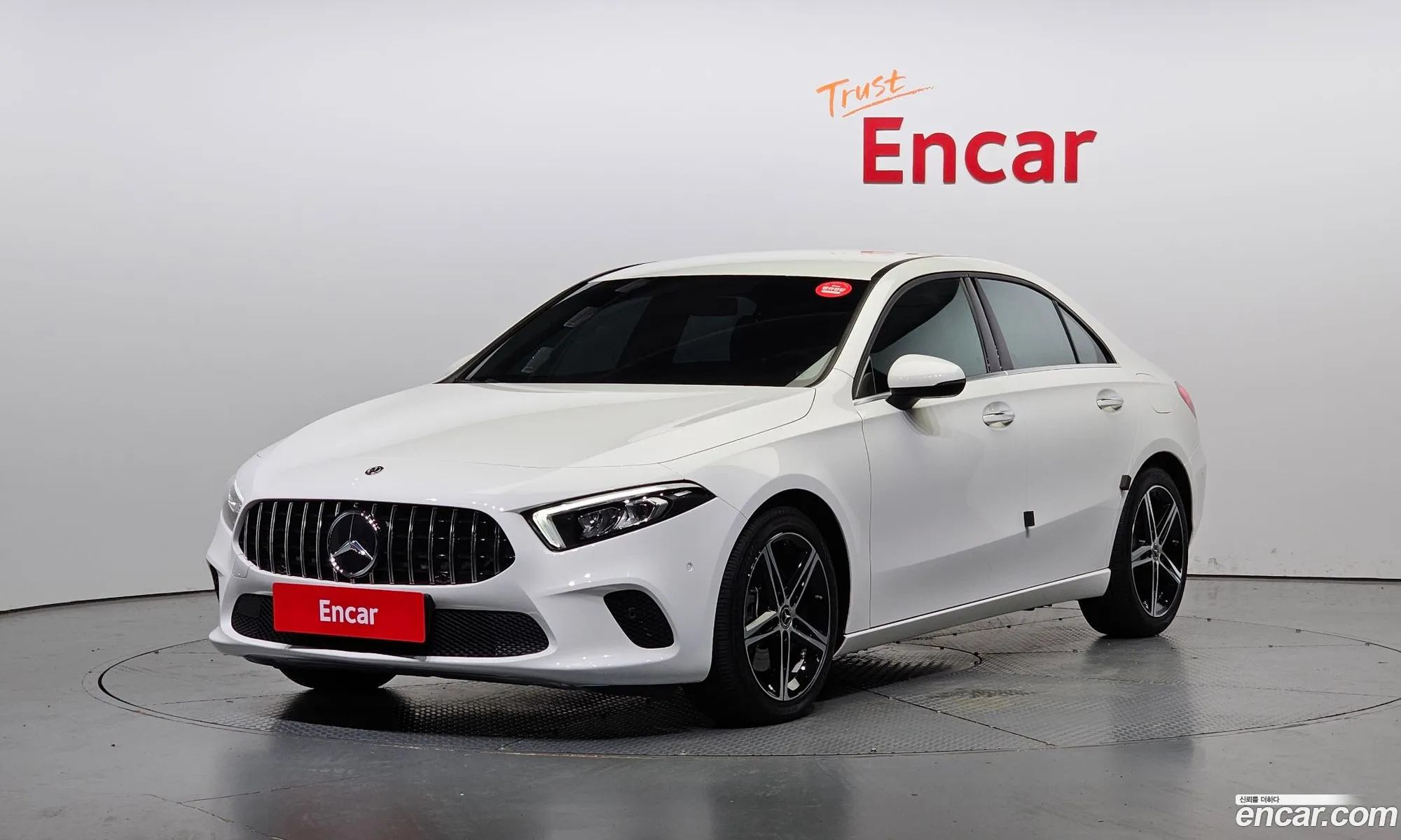 Mercedes-Benz A-Klasse Iv W177 A250 4Matic Sedan 2020 - фотография 18986416