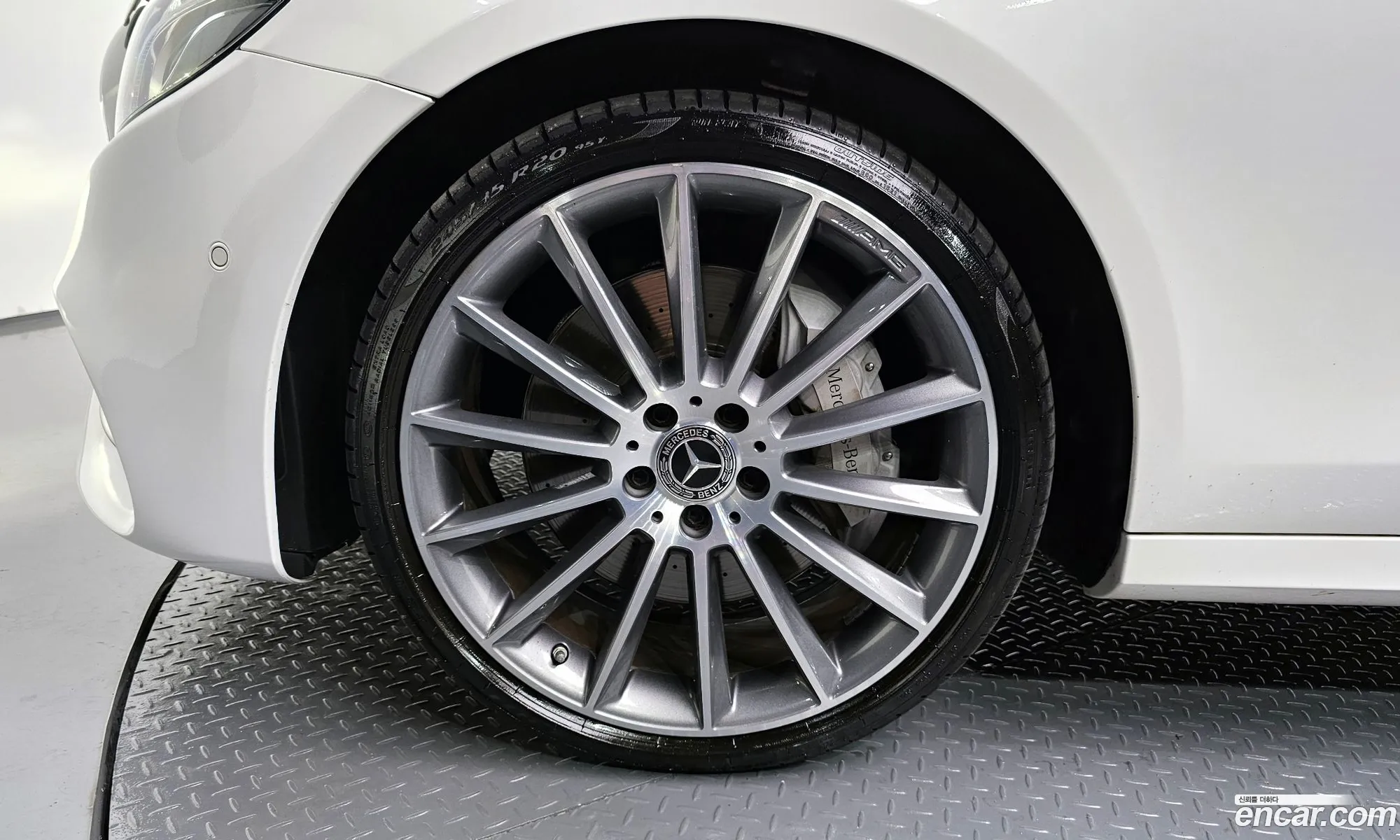 Mercedes-Benz E-Klasse V W213 S213 C238 E350 4Matic Amg Line 2019 - фотография 18791455